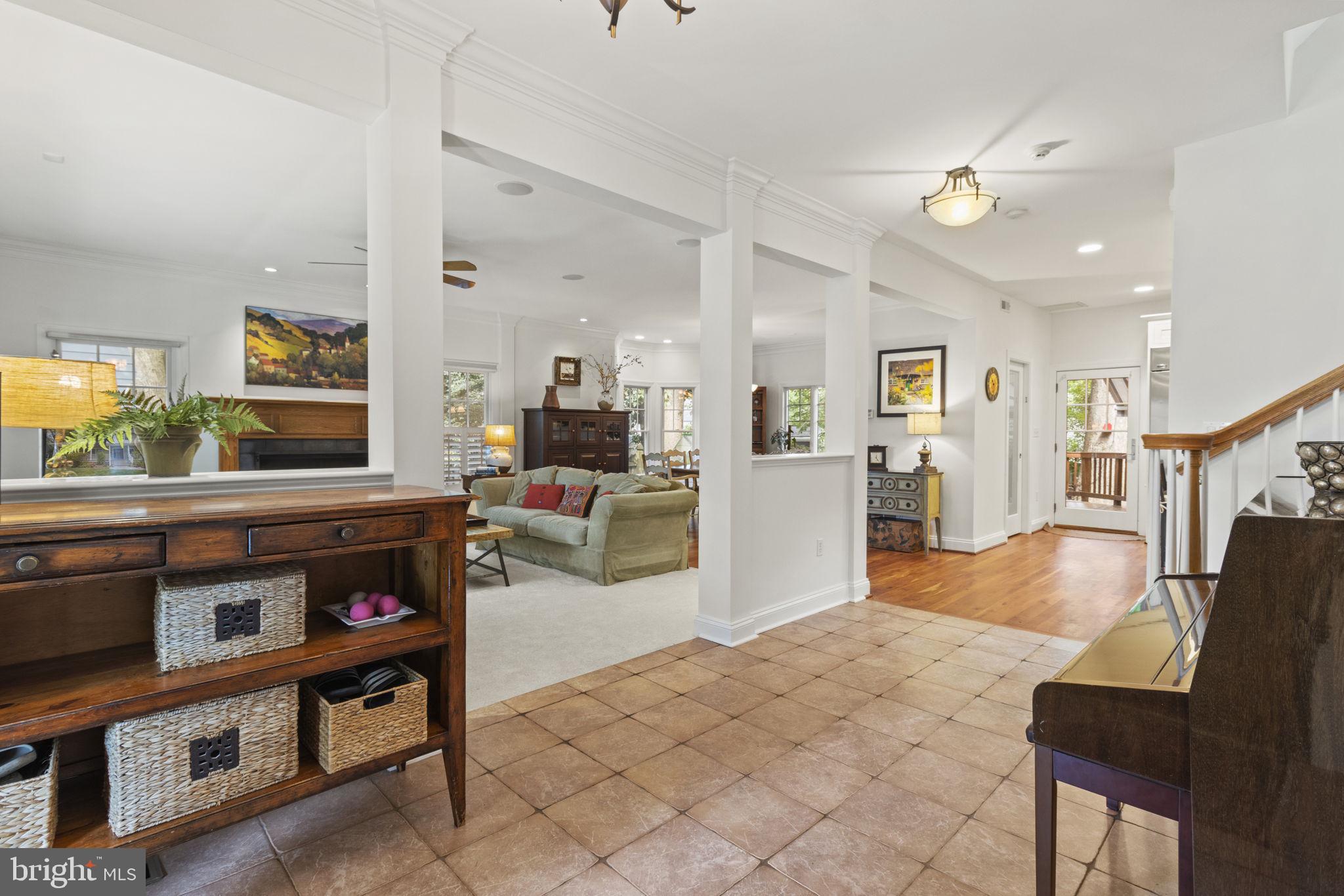 FAIRWAY HILLS - Residential