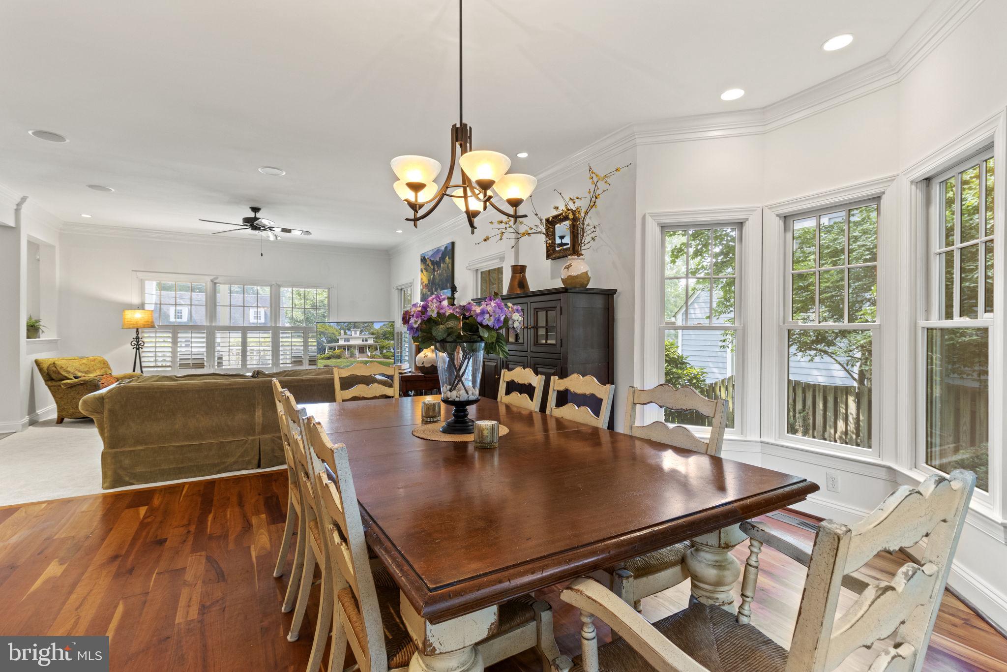 FAIRWAY HILLS - Residential