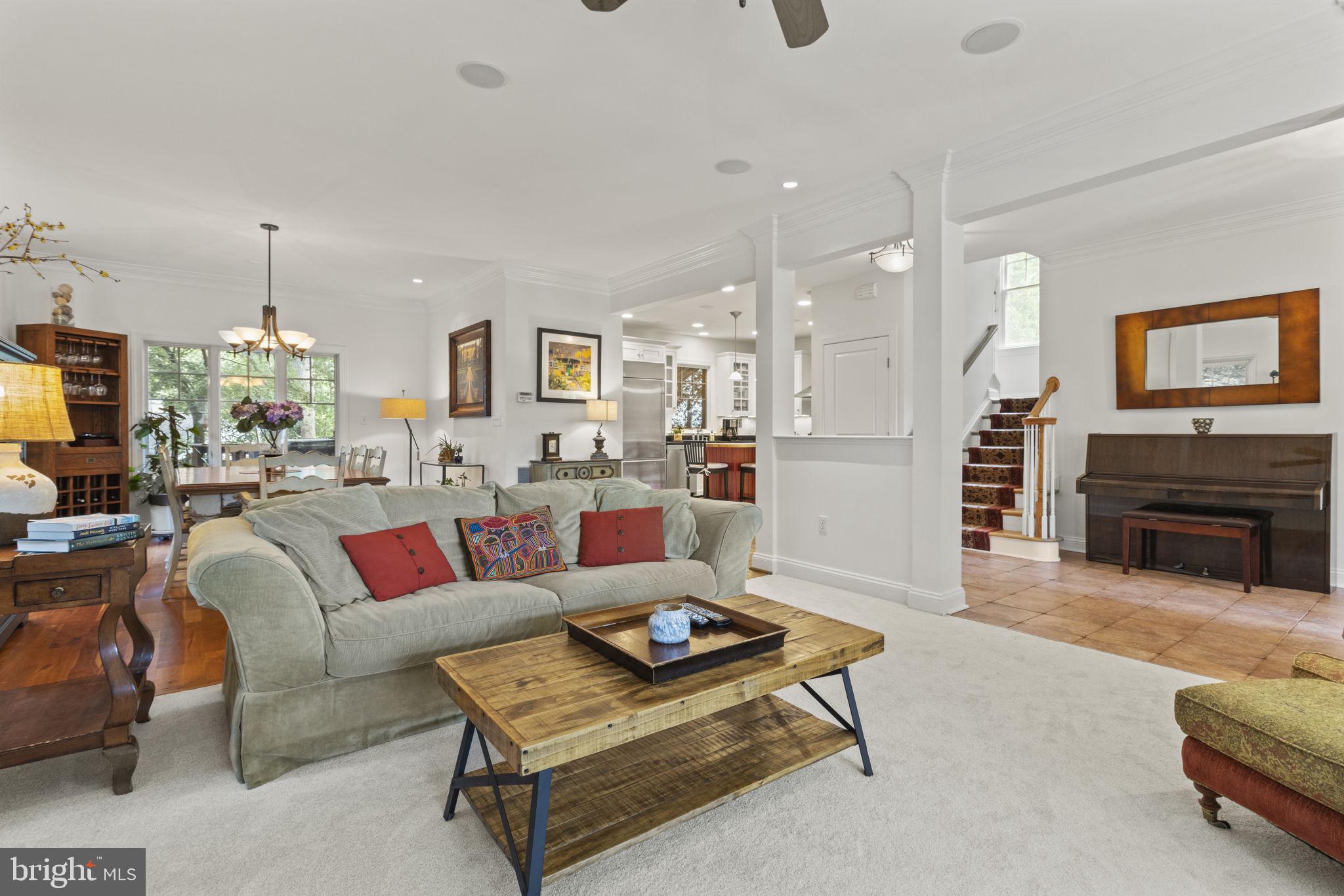 FAIRWAY HILLS - Residential