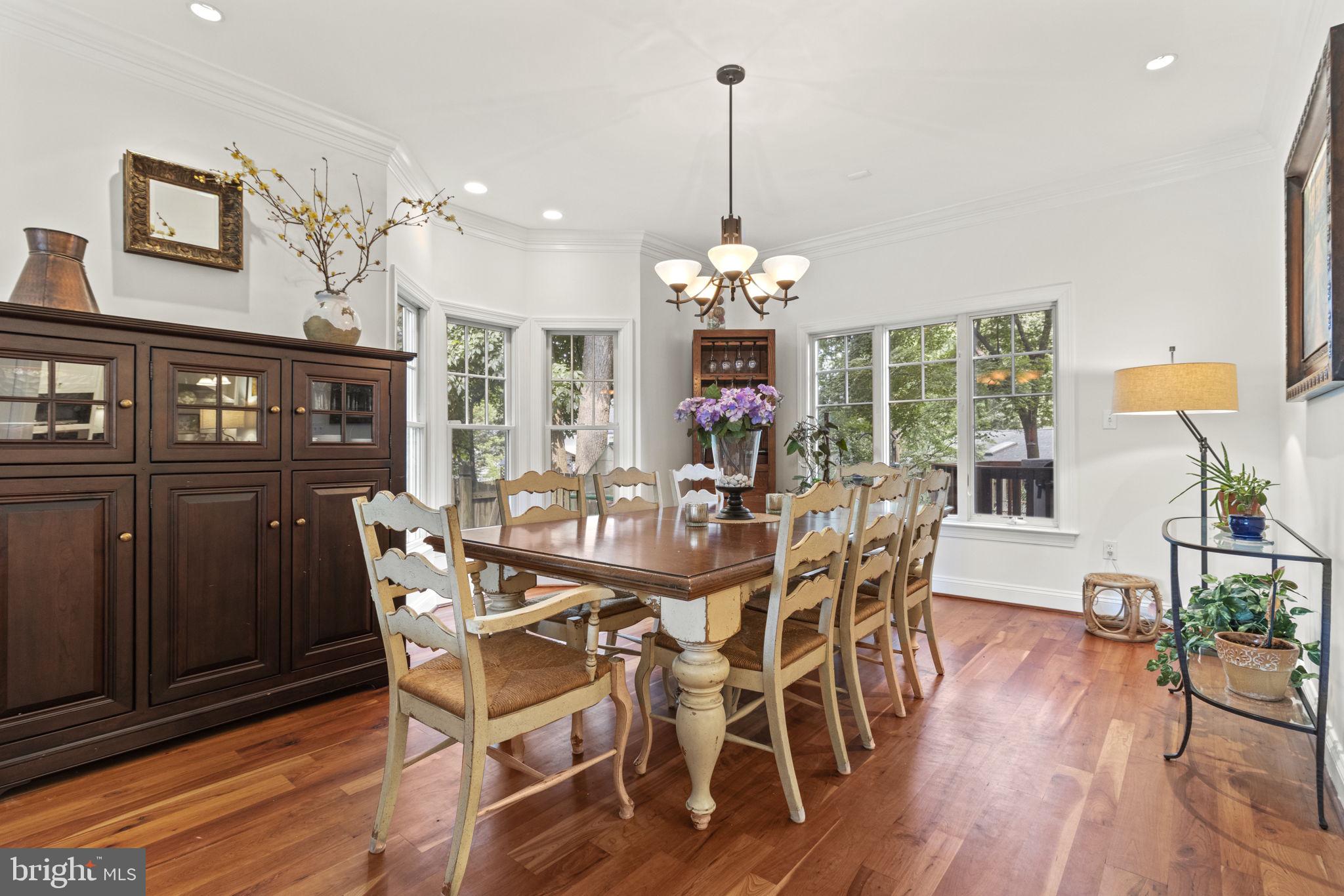 FAIRWAY HILLS - Residential