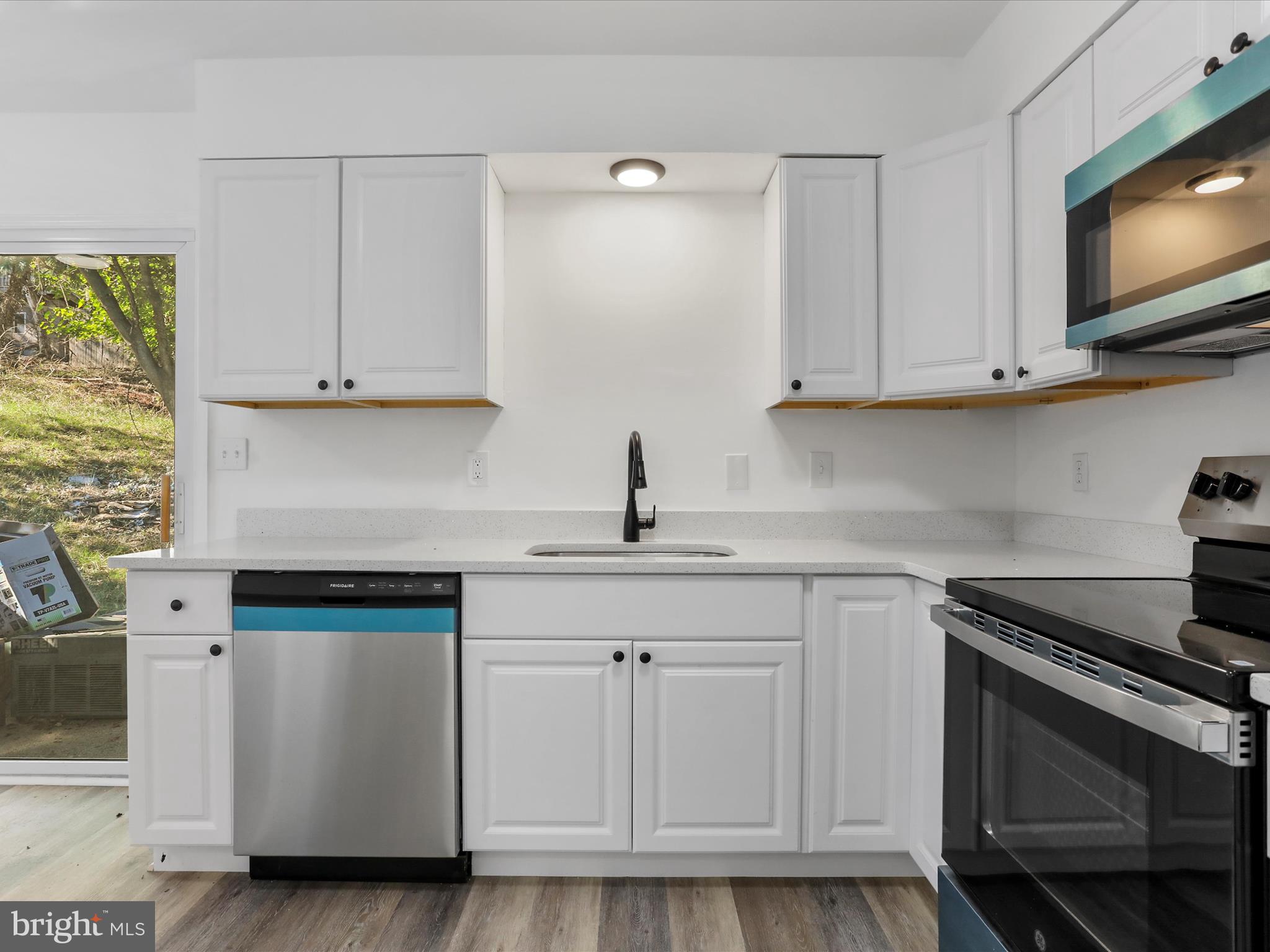 MADISON PARK - Residential