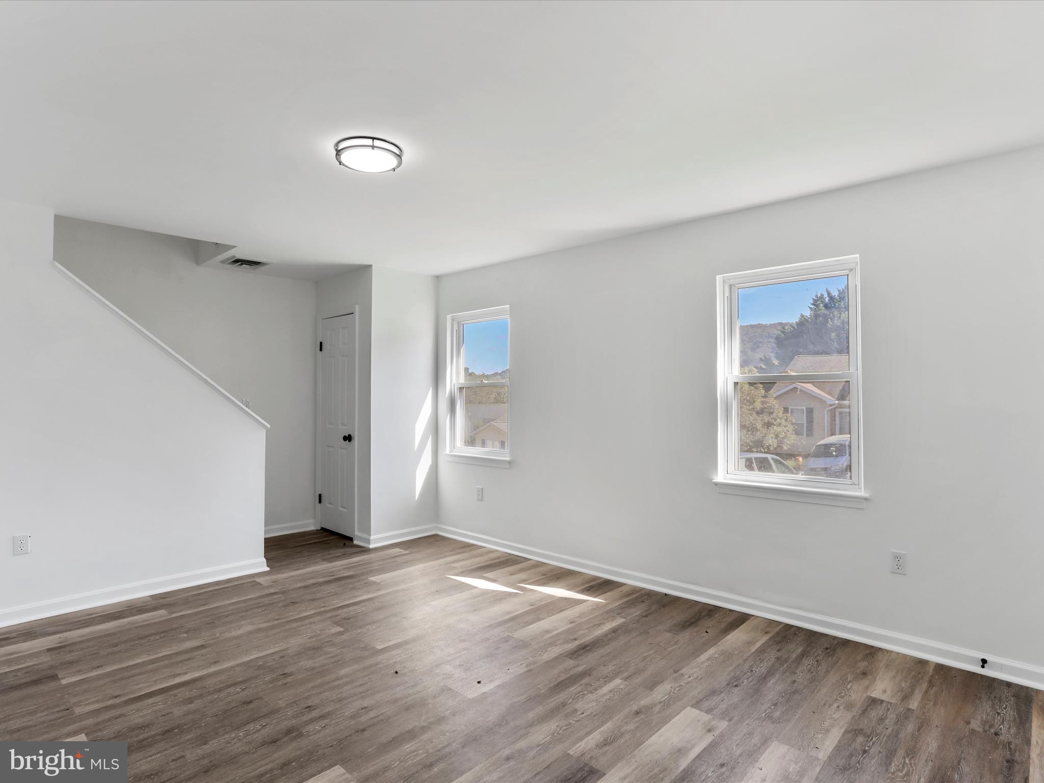 MADISON PARK - Residential