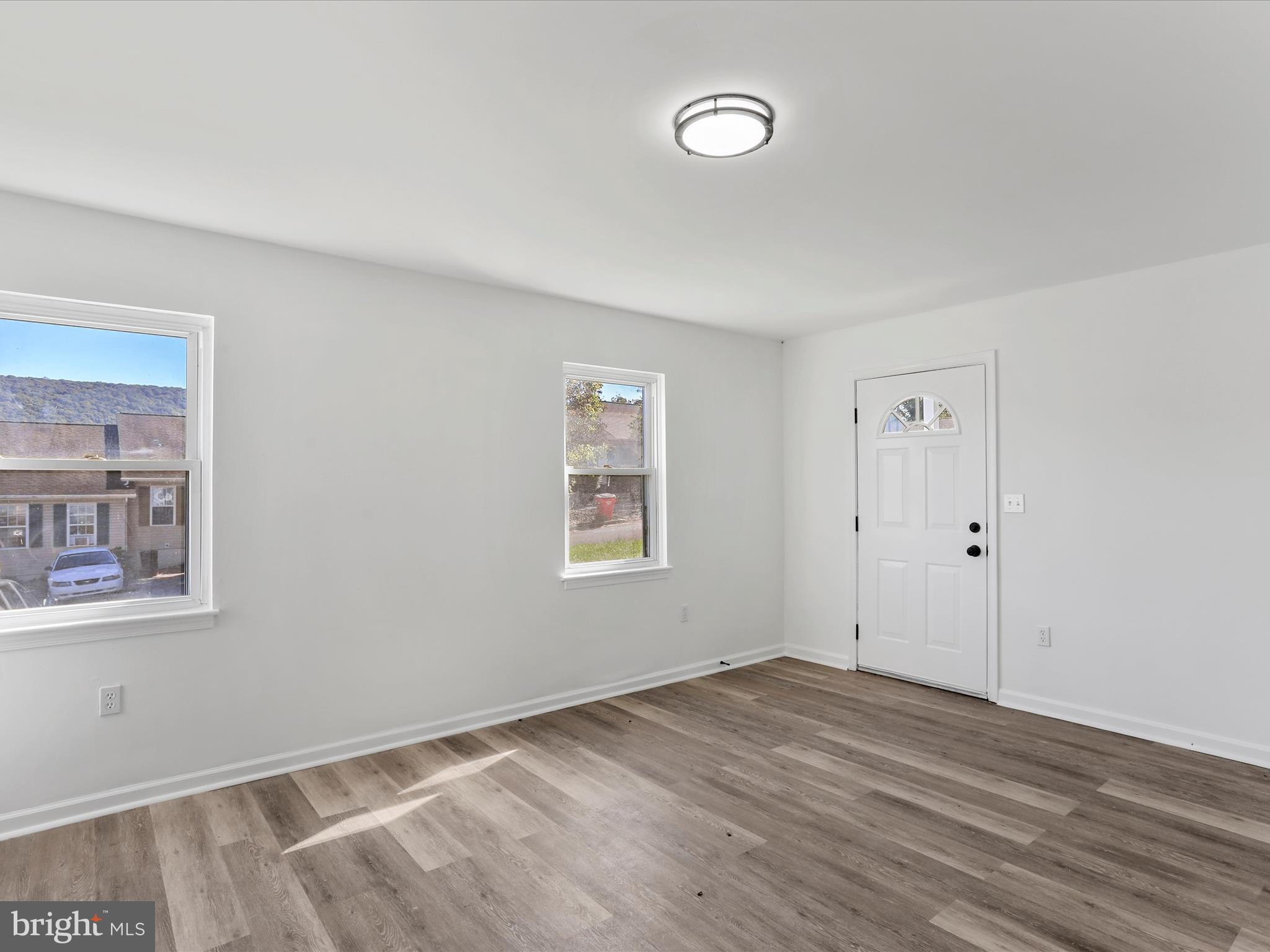 MADISON PARK - Residential