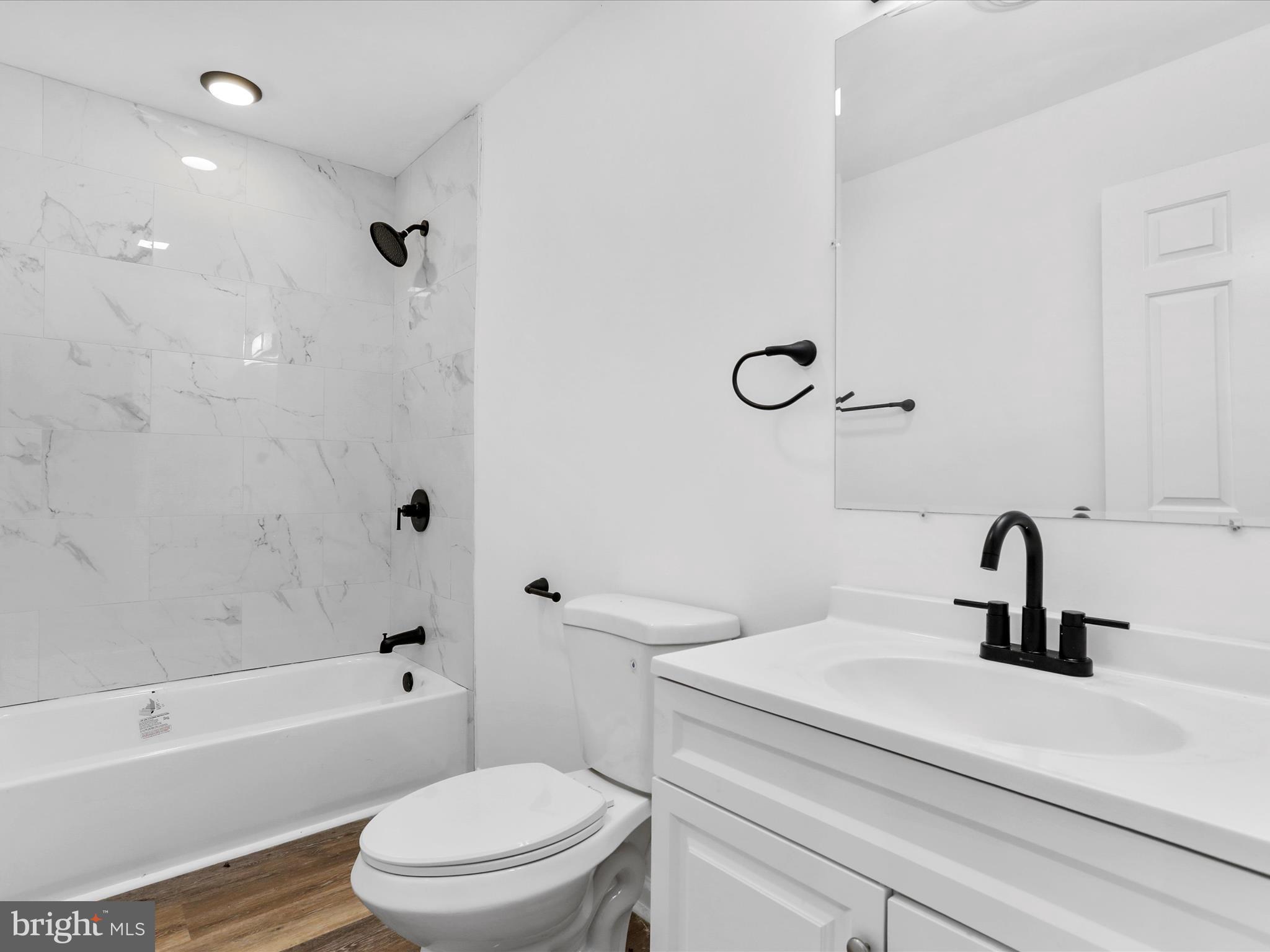 MADISON PARK - Residential