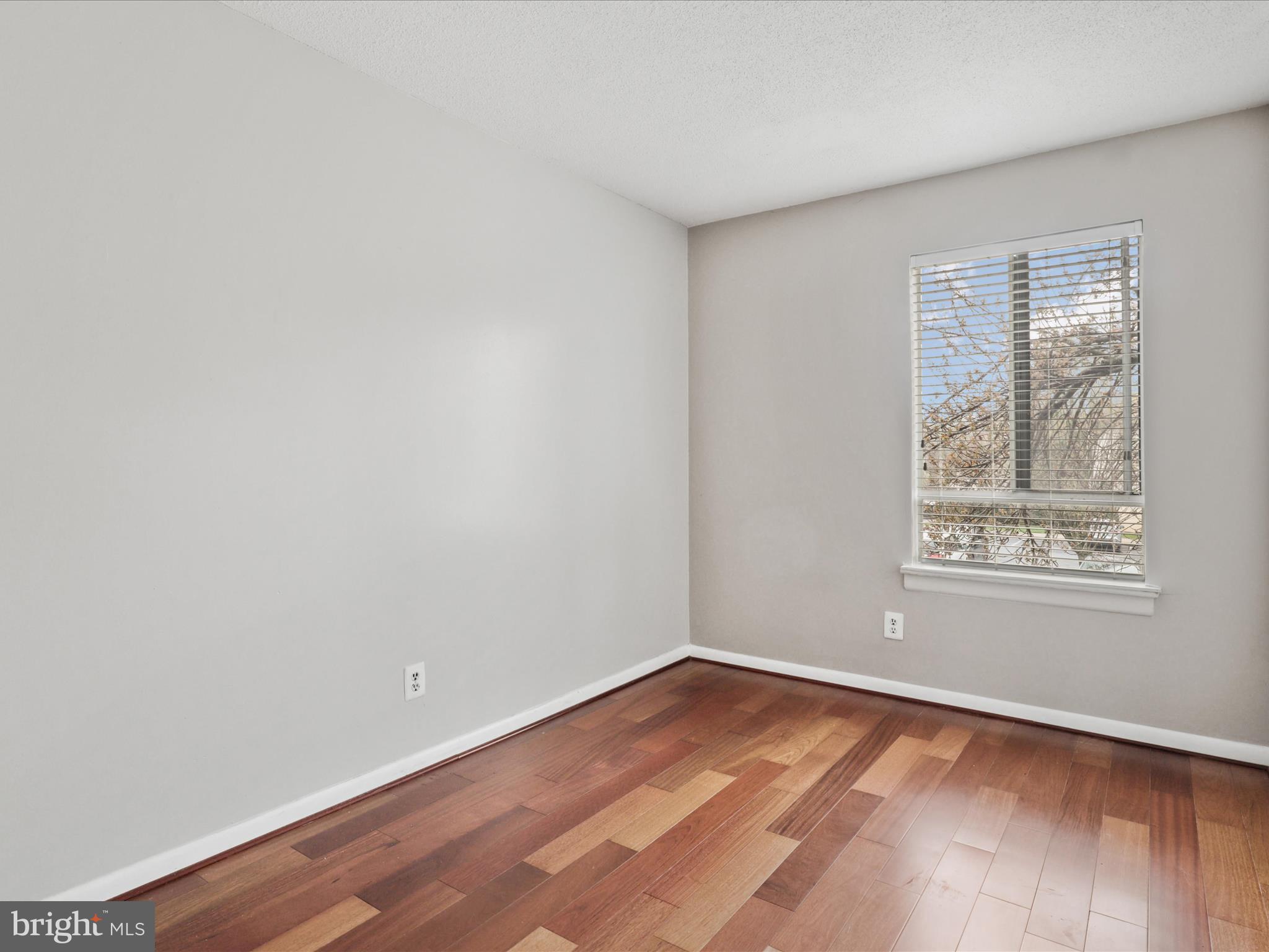 SHADOWOOD - Residential