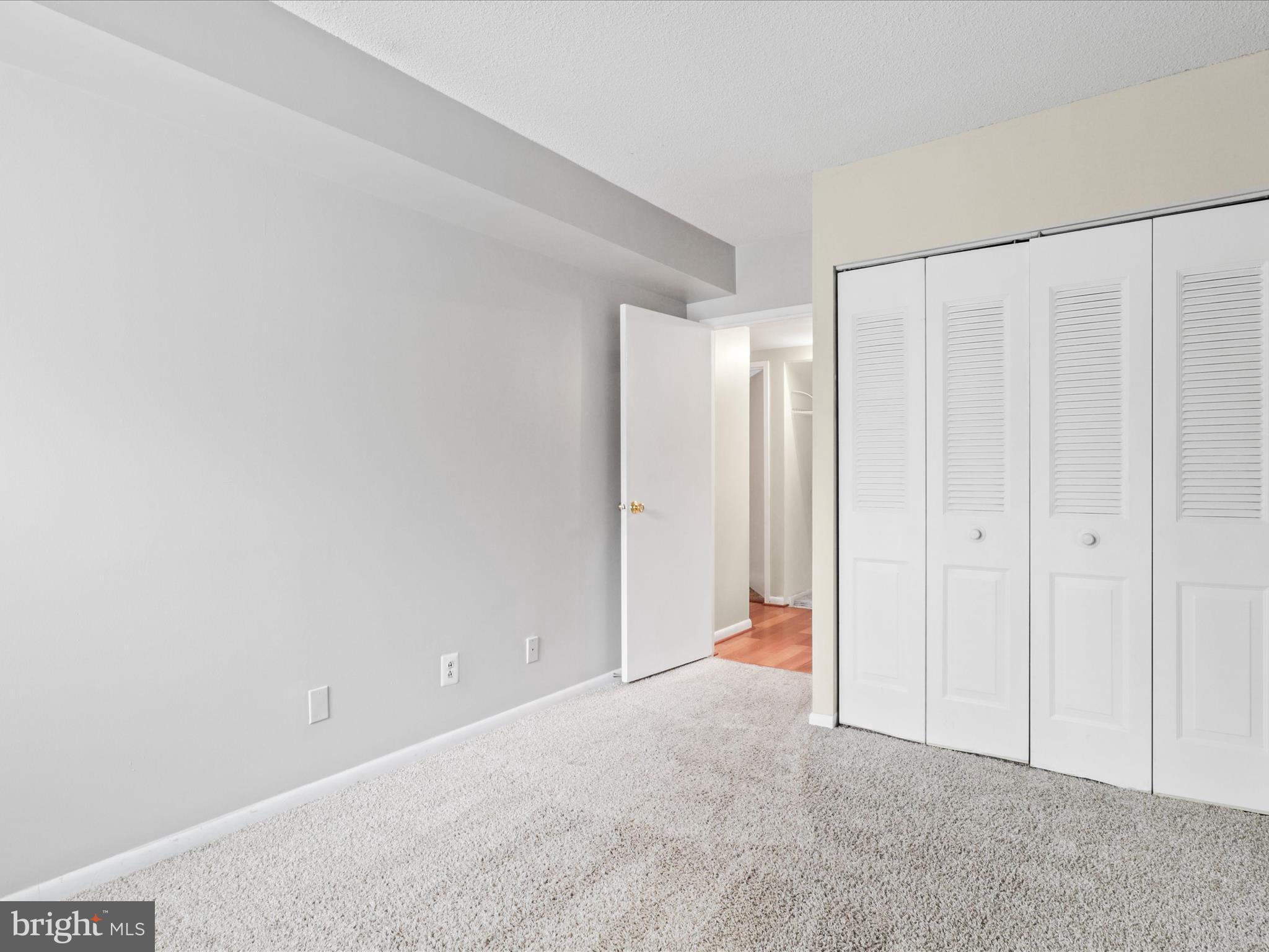 SHADOWOOD - Residential