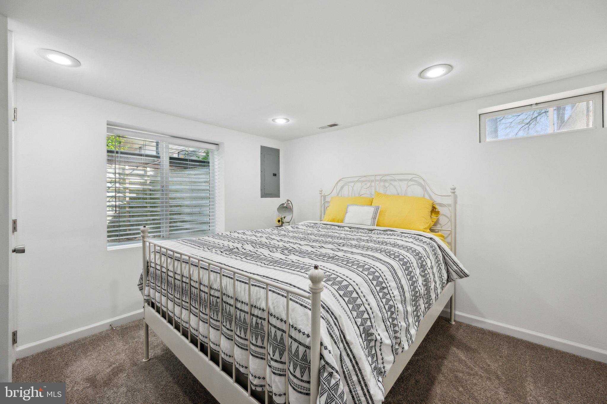 STAGECROFT - Residential