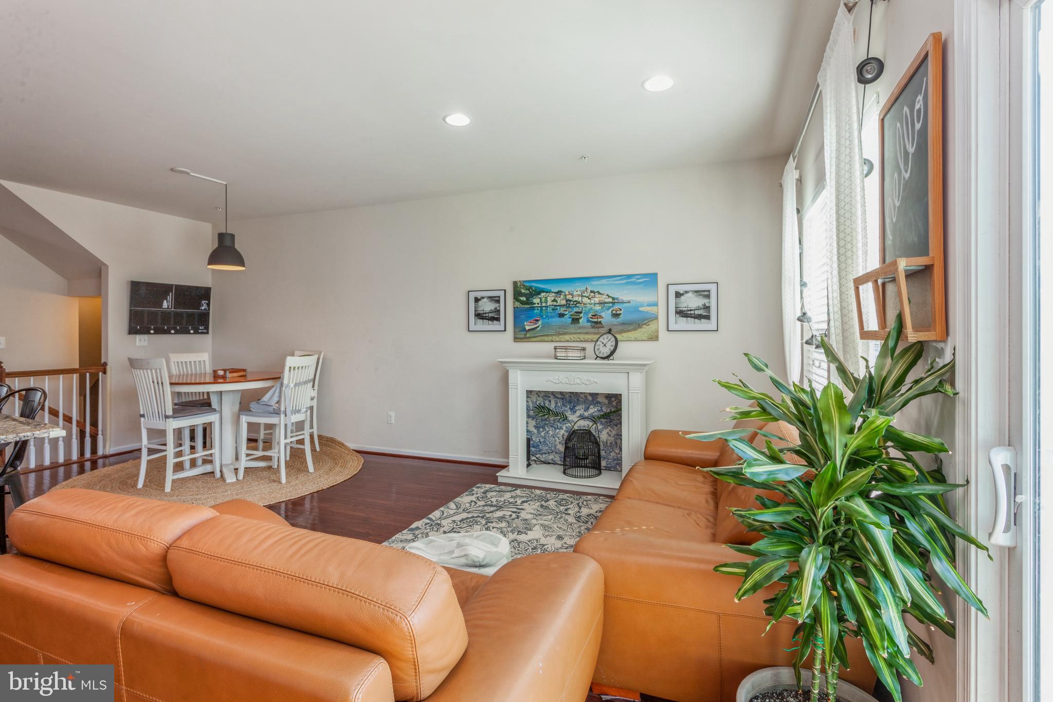 MONMOUTH MEADOWS - Residential