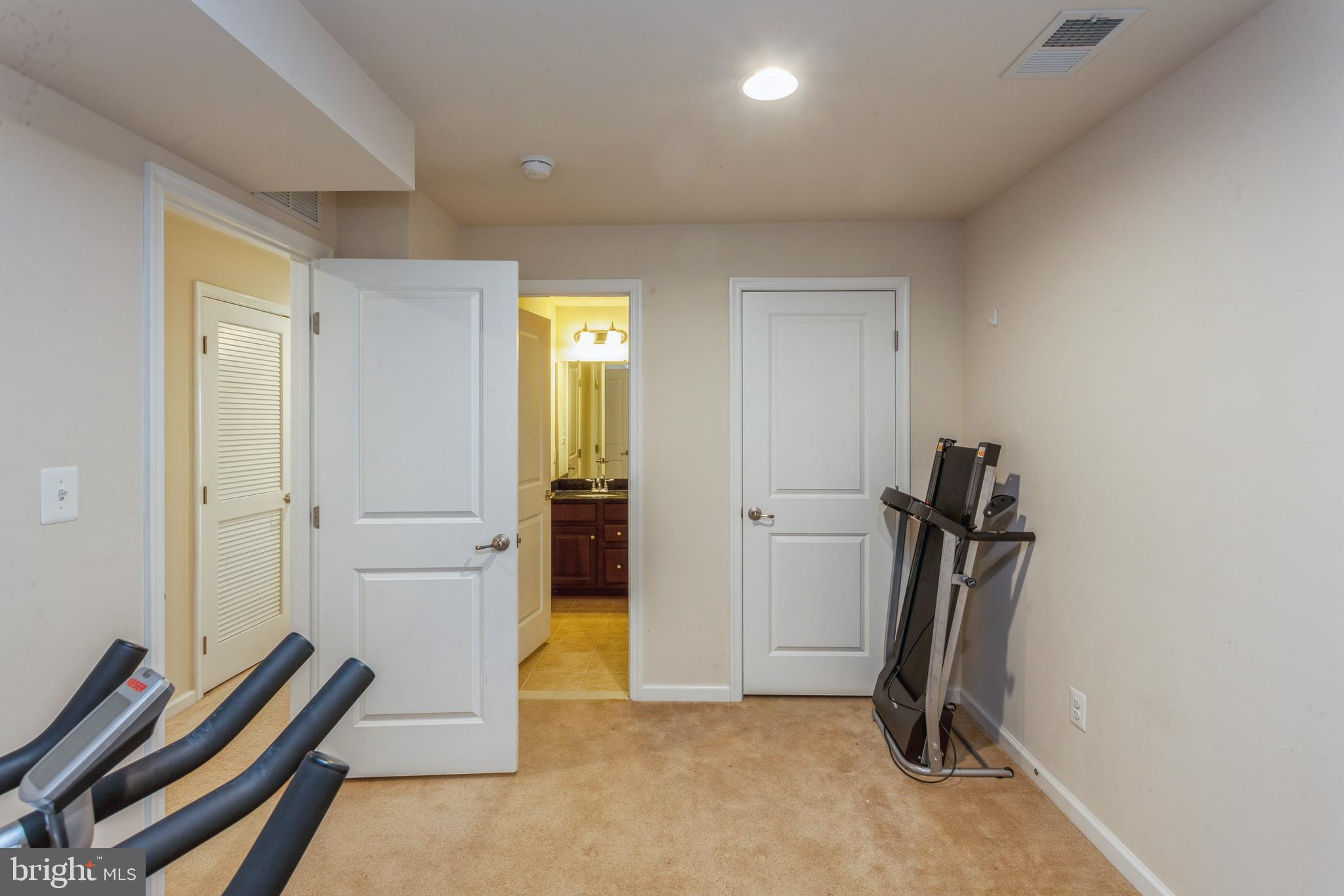 MONMOUTH MEADOWS - Residential