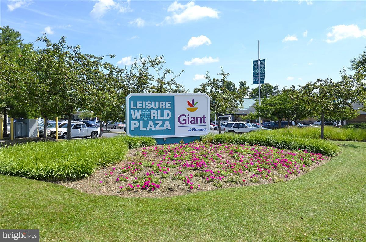 LEISURE WORLD - Residential