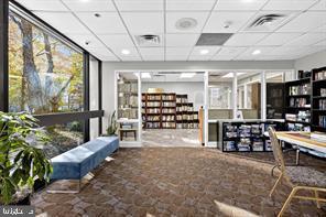 LOGAN SQUARE - Residential