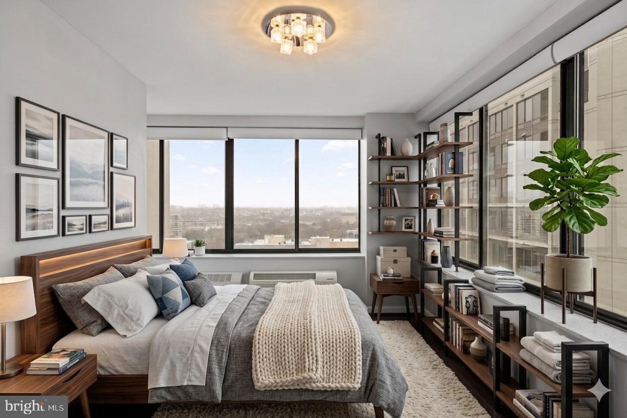 LOGAN SQUARE - Residential