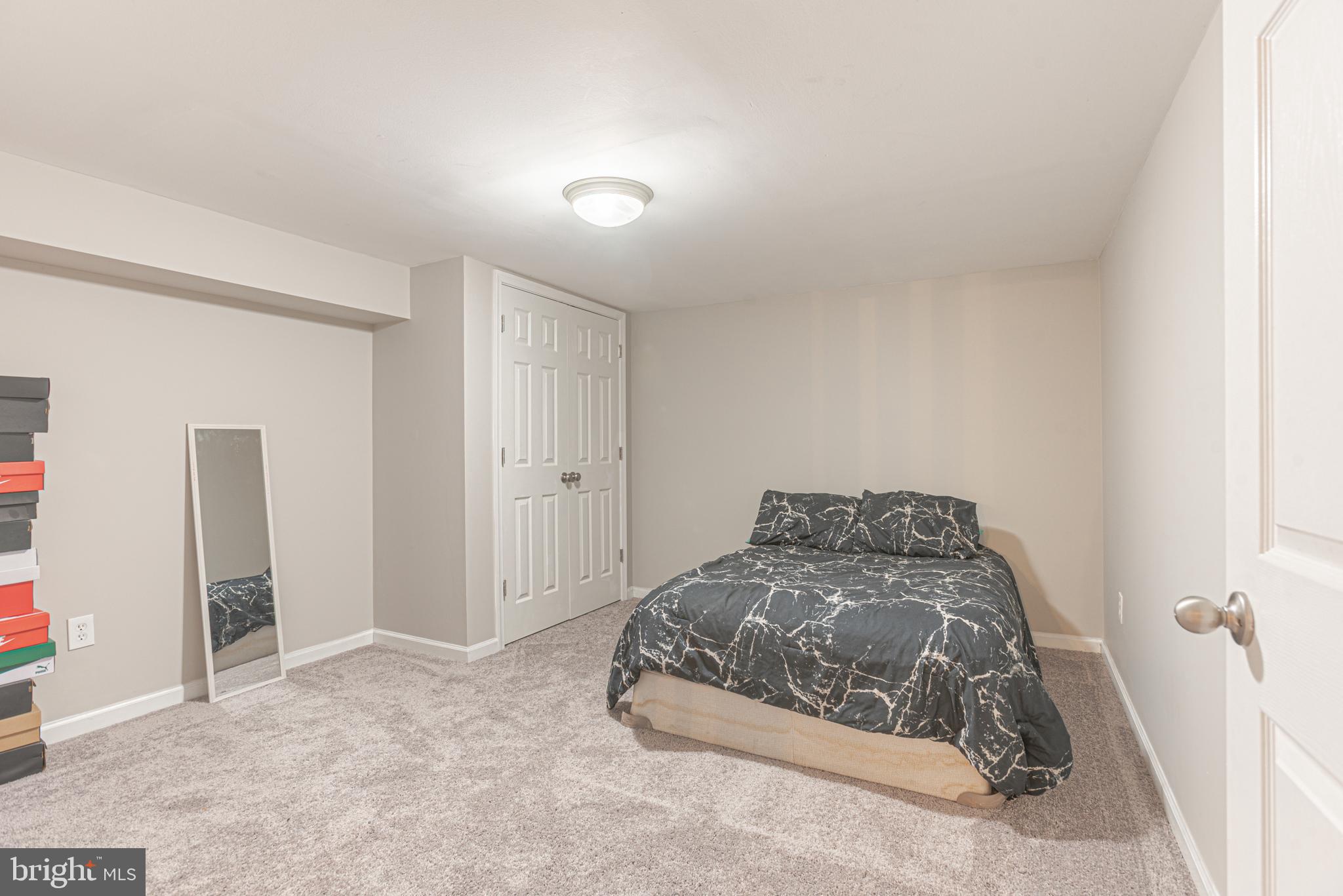 WELLINGTON/CLOVERHILL - Residential