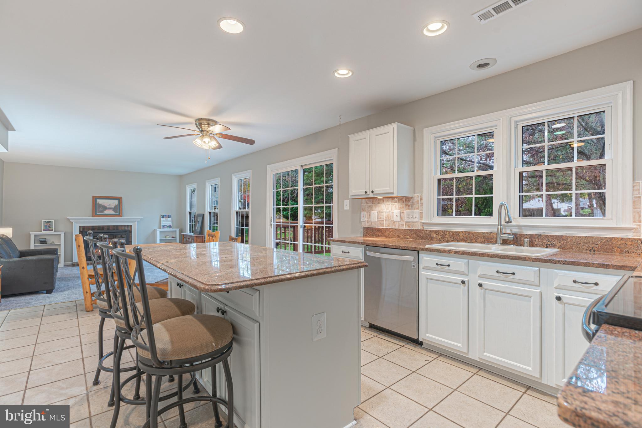 WELLINGTON/CLOVERHILL - Residential