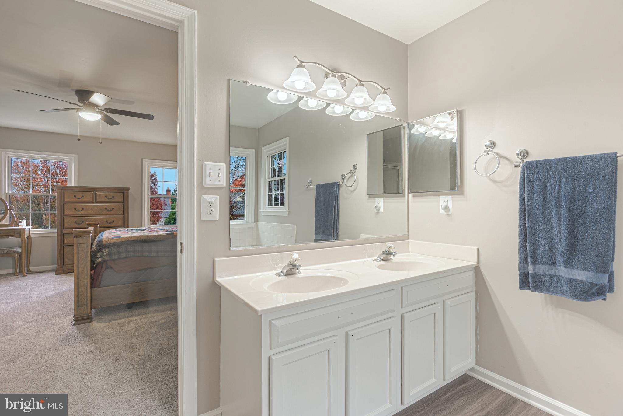 WELLINGTON/CLOVERHILL - Residential