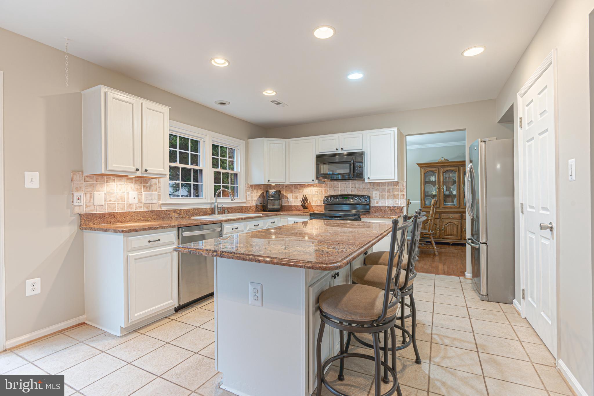 WELLINGTON/CLOVERHILL - Residential