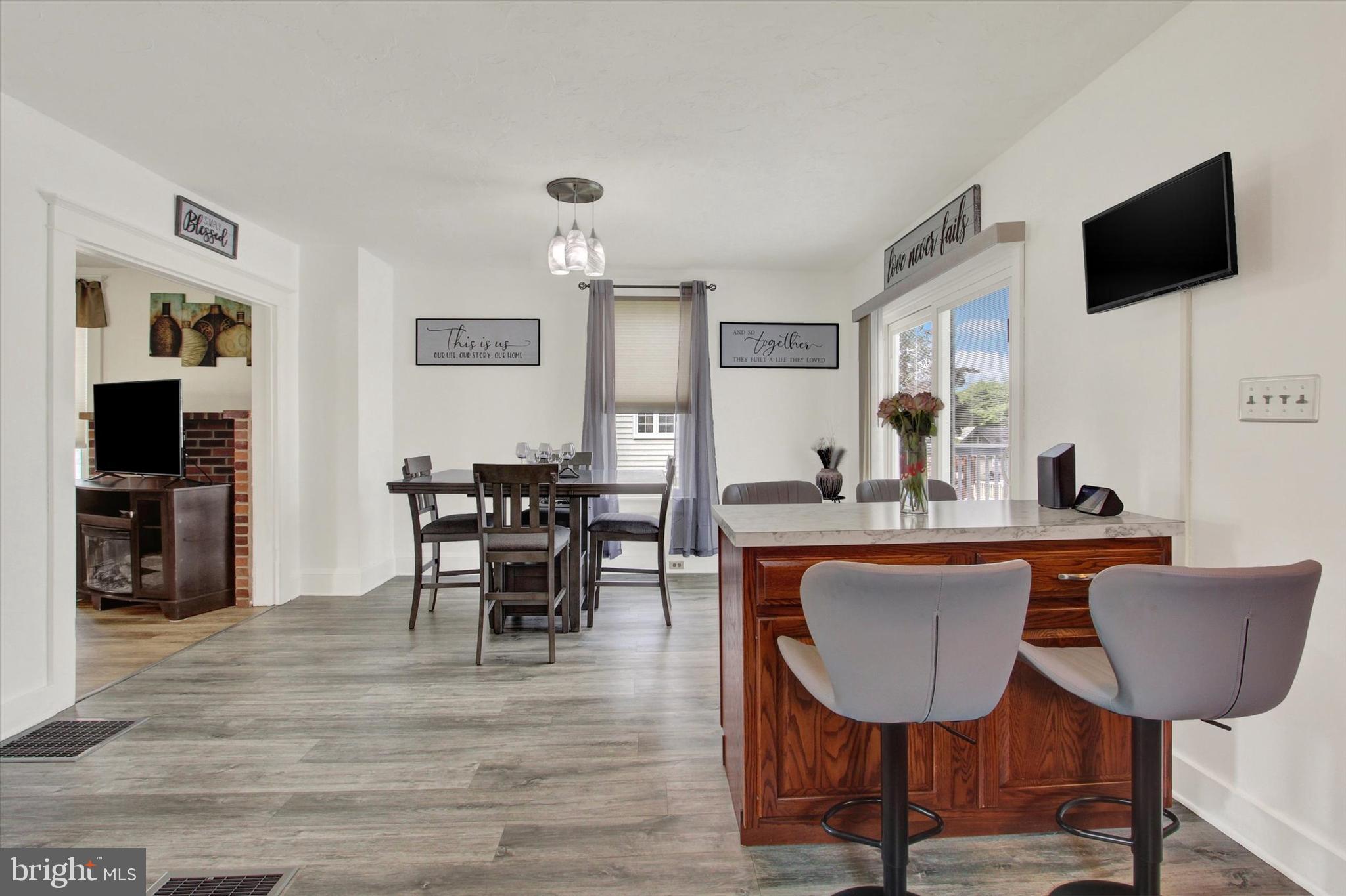 SPRING GROVE - Residential