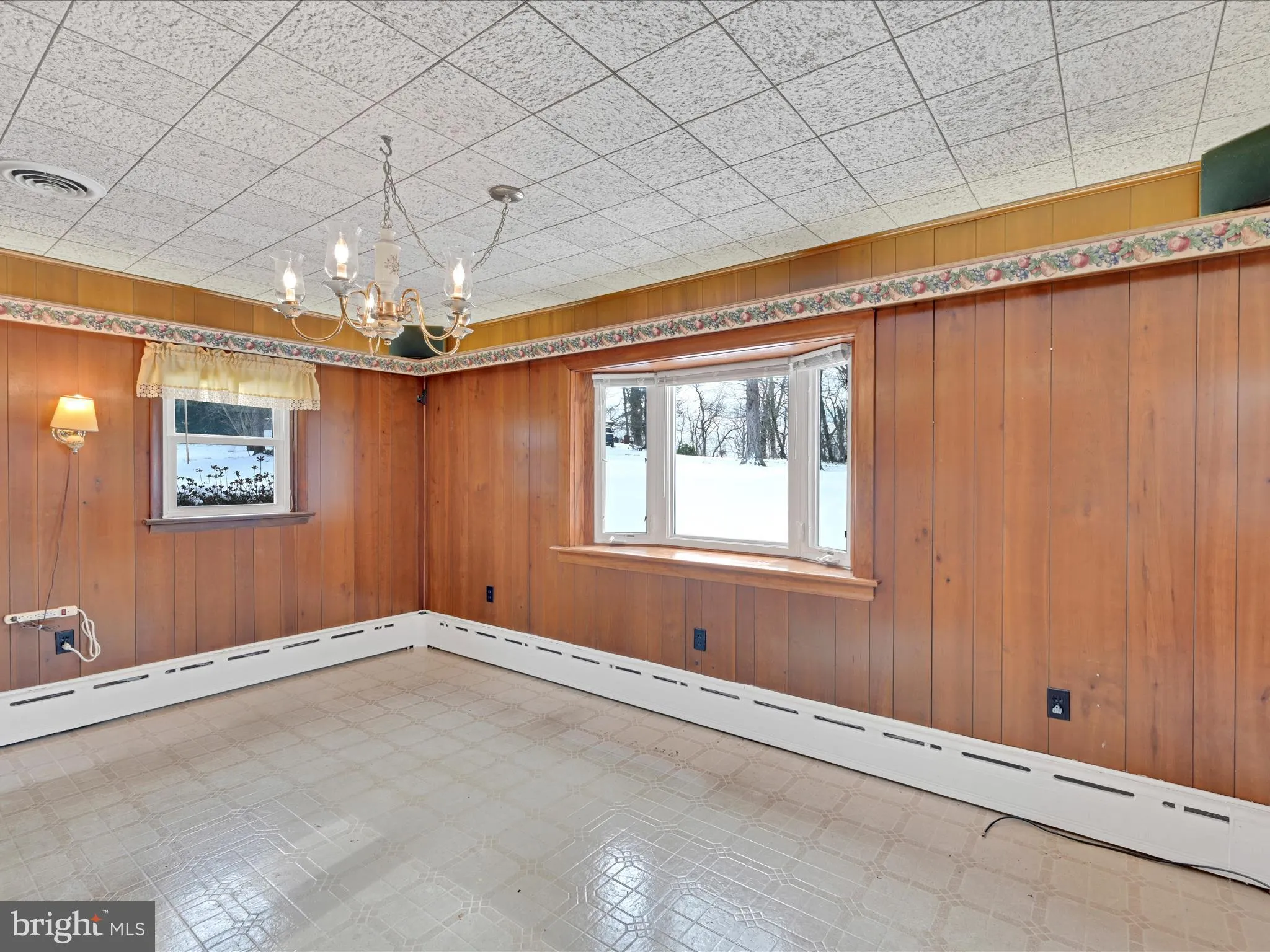 Willow Street, Pennsylvania 17584, United States, 3 Bedrooms Bedrooms, ,1 BathroomBathrooms,Residential,Pending,15643