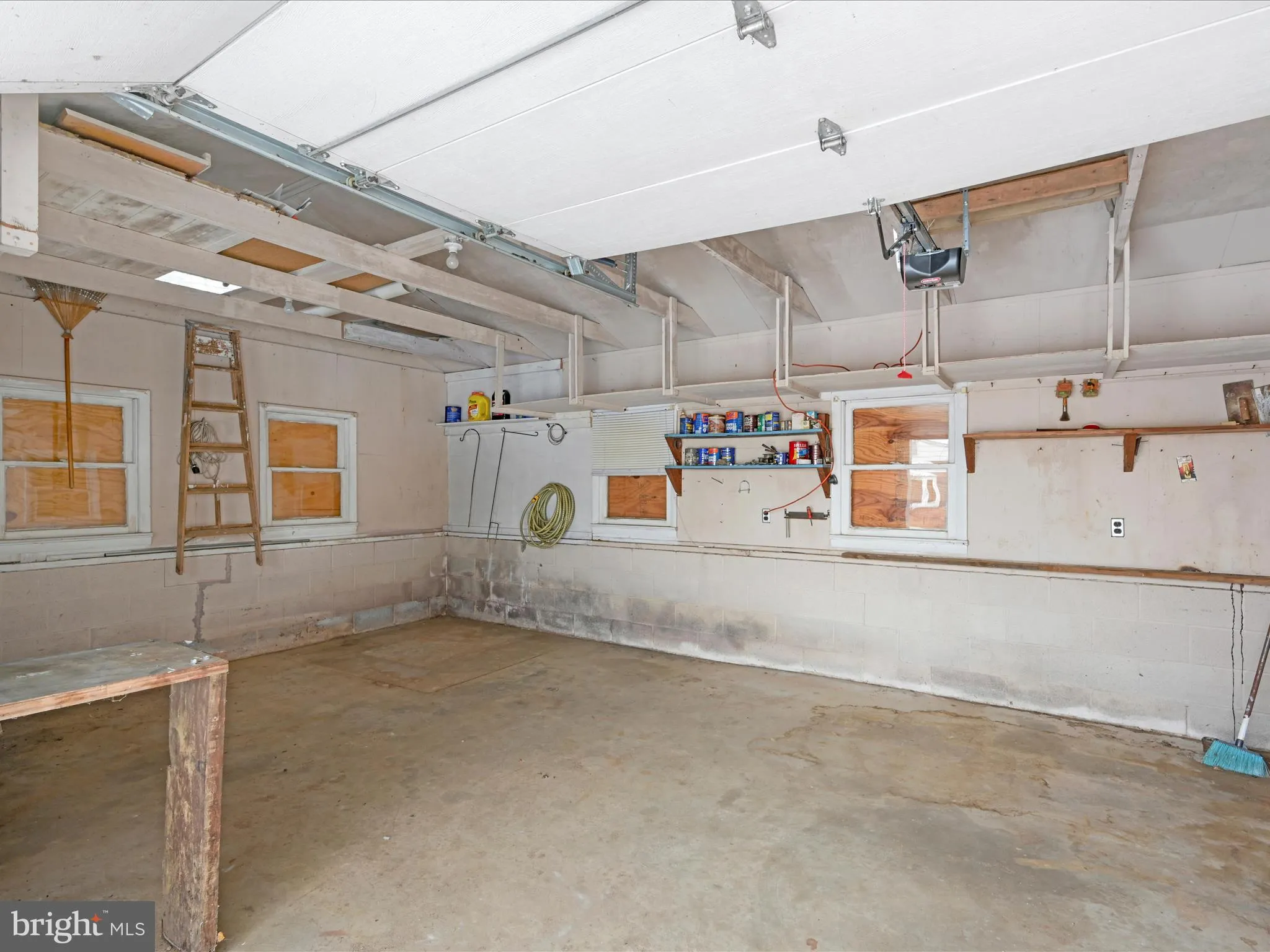 Willow Street, Pennsylvania 17584, United States, 3 Bedrooms Bedrooms, ,1 BathroomBathrooms,Residential,Pending,15643