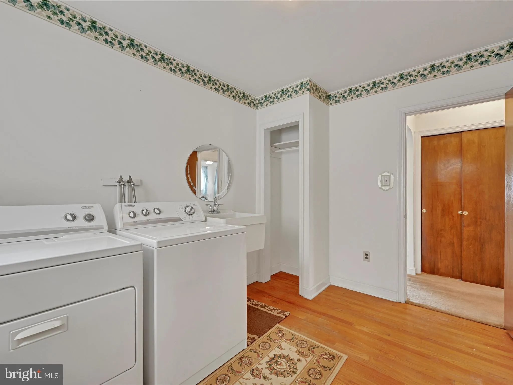 Willow Street, Pennsylvania 17584, United States, 3 Bedrooms Bedrooms, ,1 BathroomBathrooms,Residential,Pending,15643