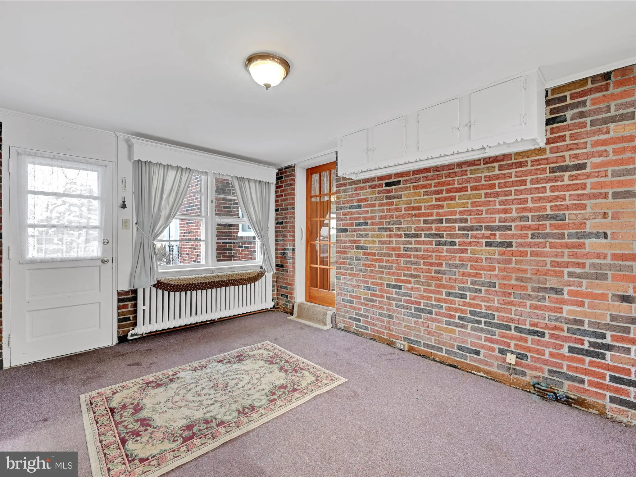 Willow Street, Pennsylvania 17584, United States, 3 Bedrooms Bedrooms, ,1 BathroomBathrooms,Residential,Pending,15643