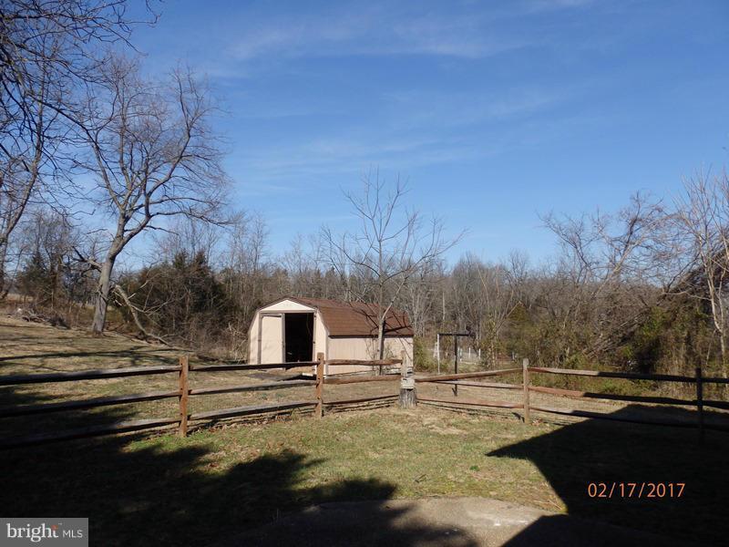 E M RITENOUR - Residential