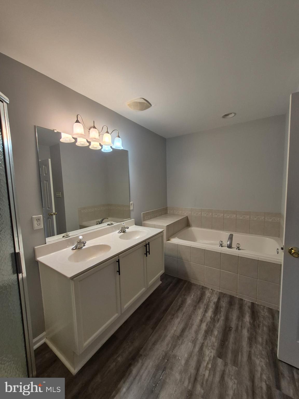 TROUT RUN - Residential Lease