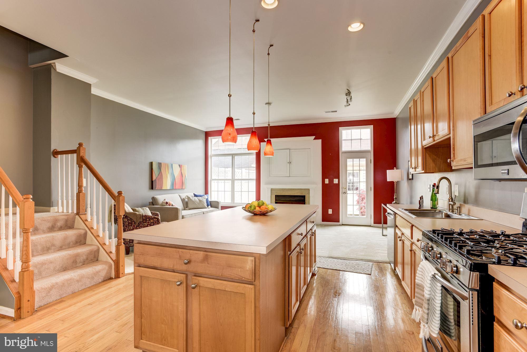 SOUTH RIDING - Residential