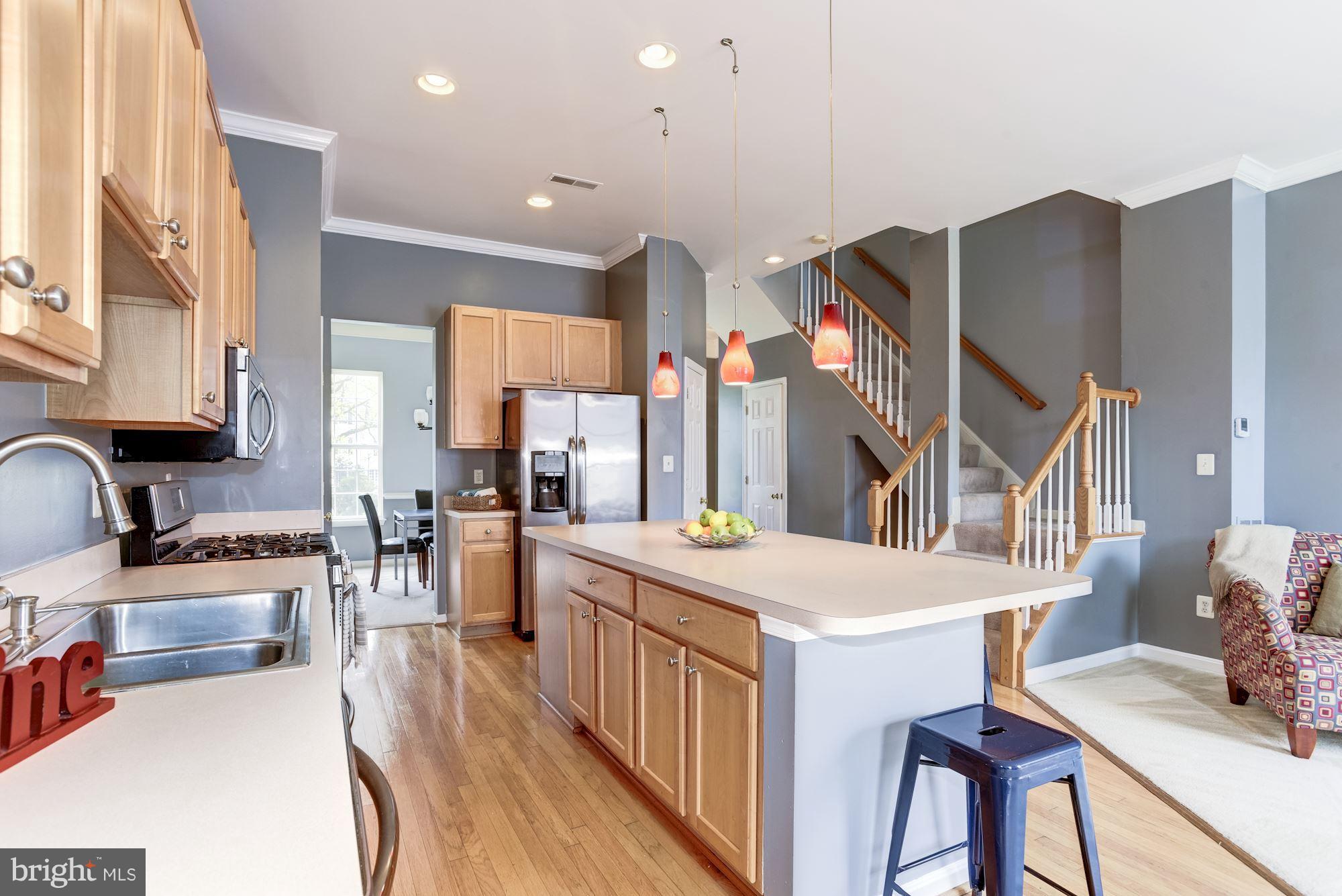 SOUTH RIDING - Residential