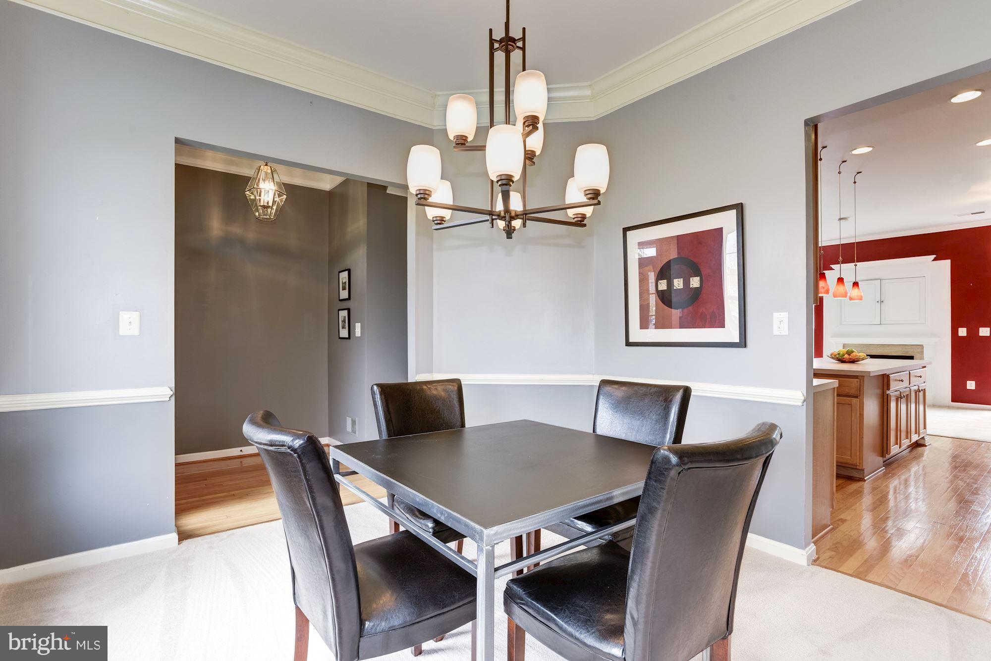 SOUTH RIDING - Residential