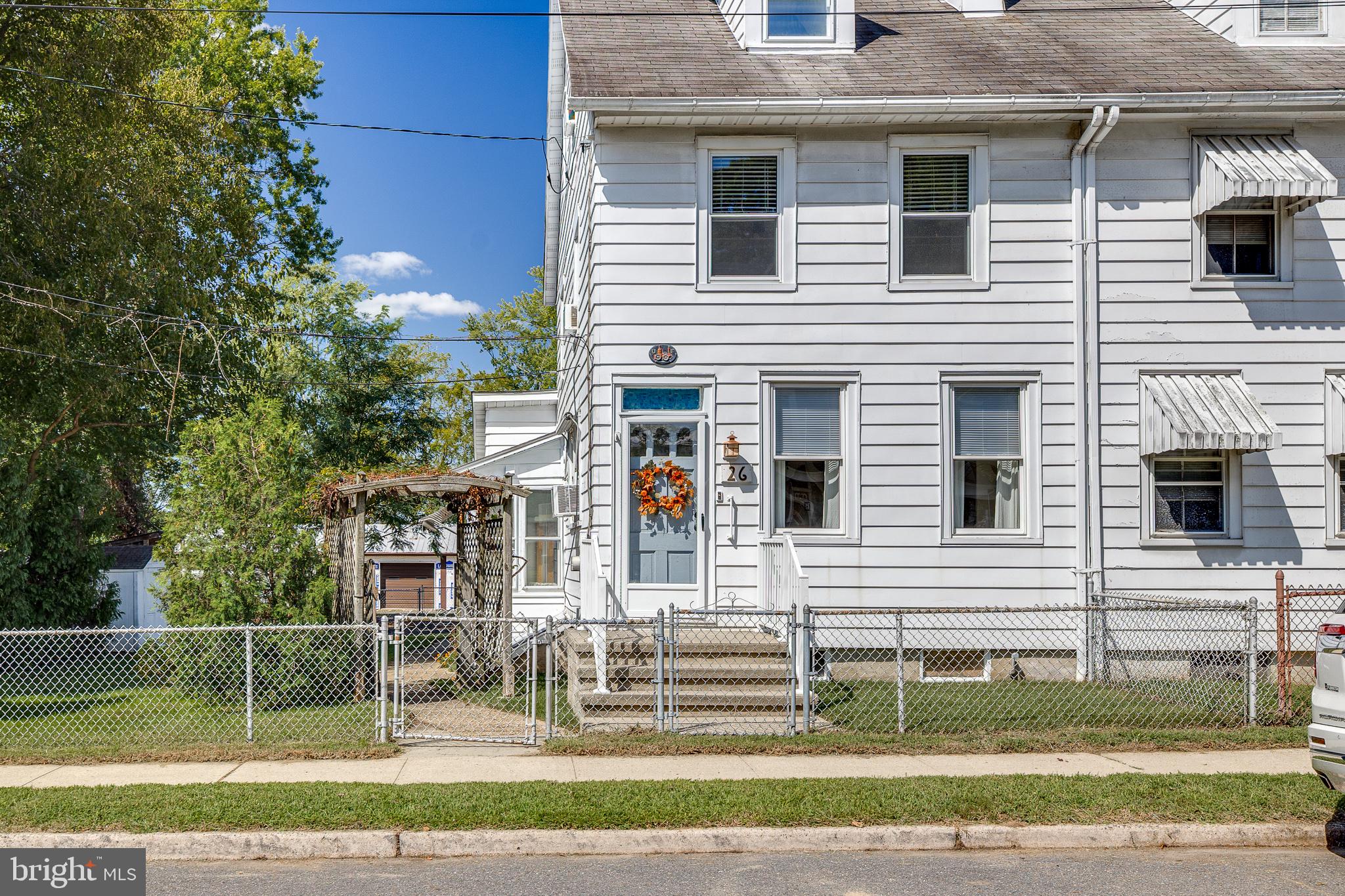 26 CHESTNUT STREET