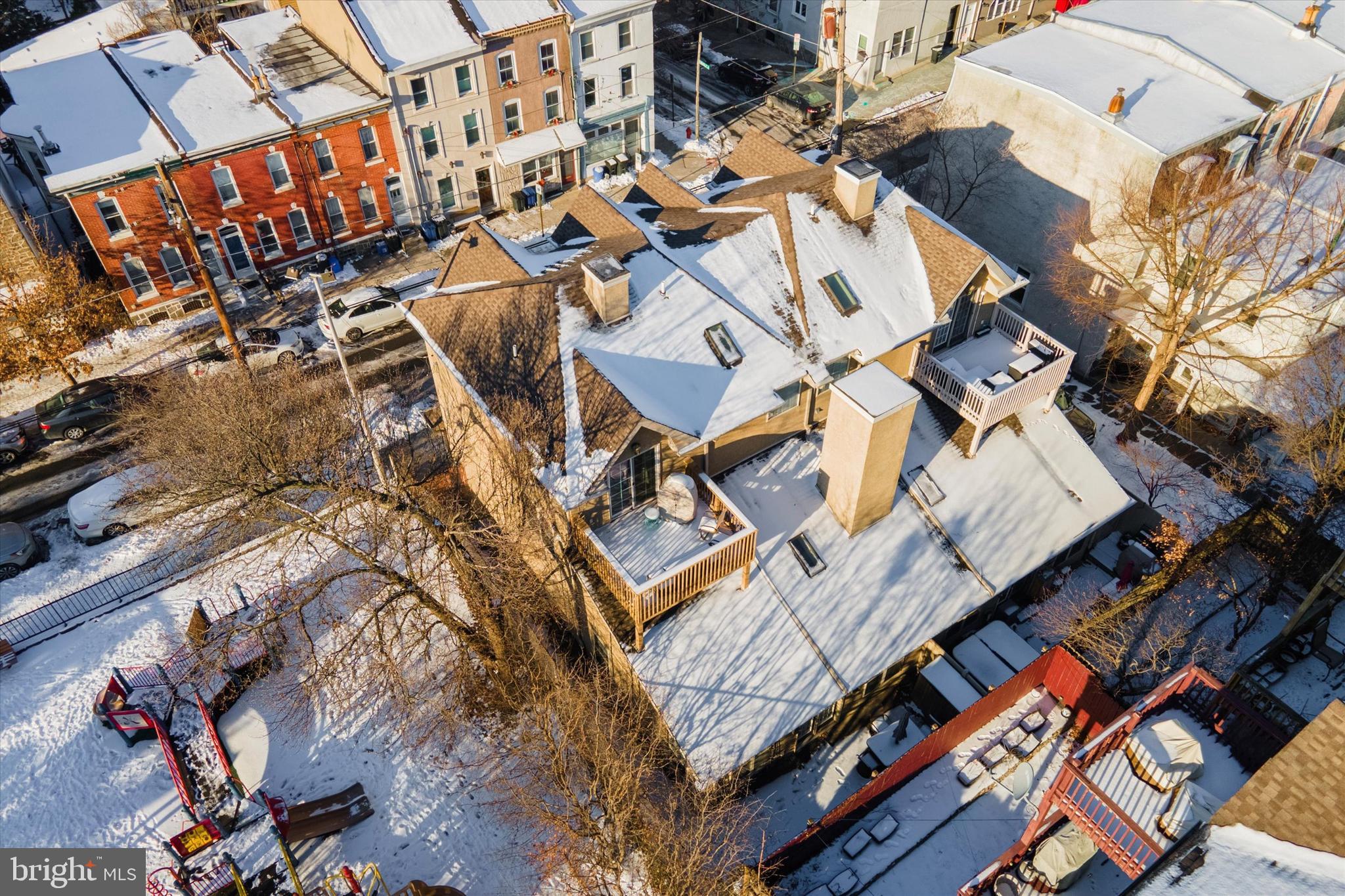 MANAYUNK - Residential Lease