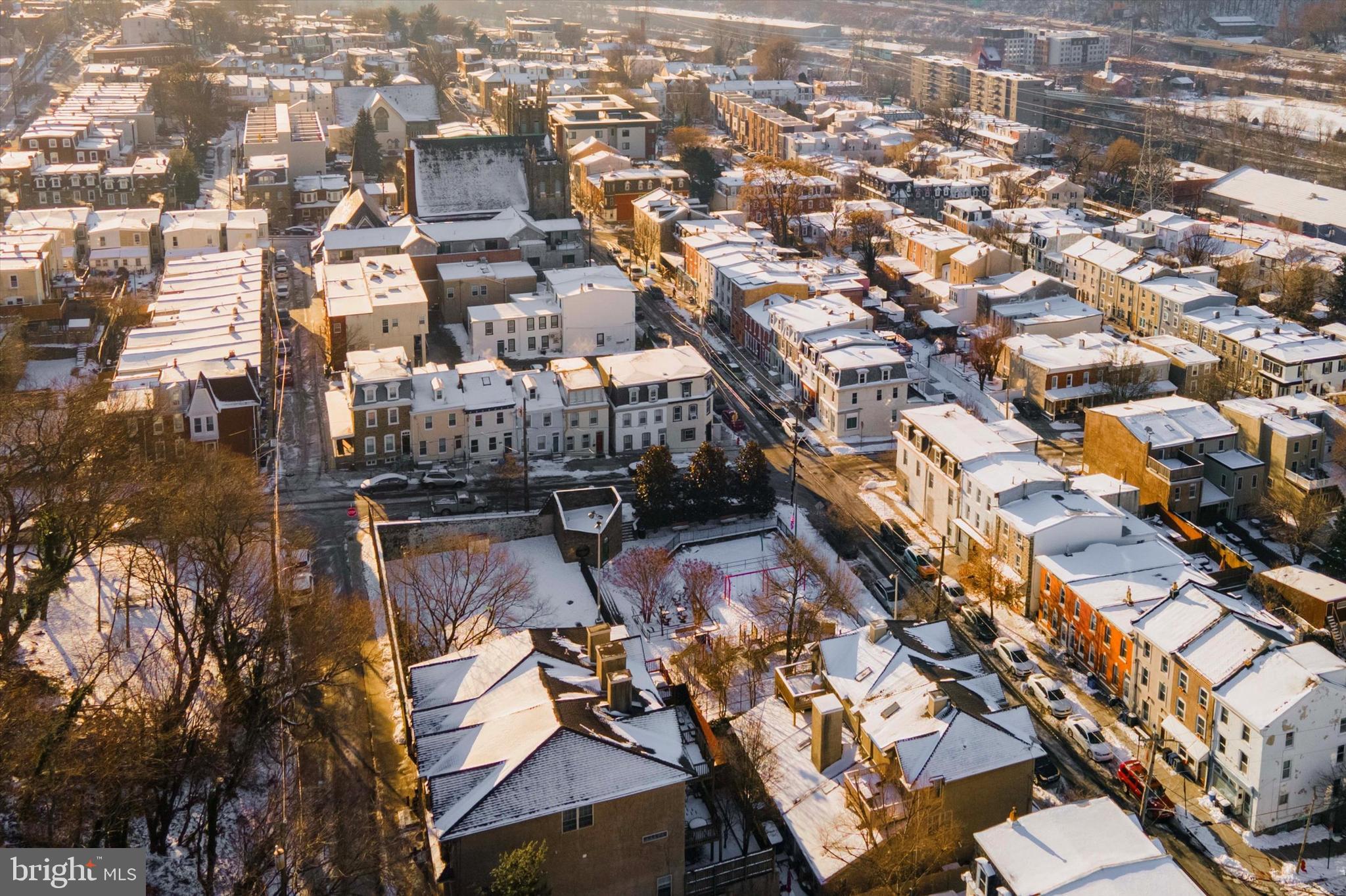 MANAYUNK - Residential Lease