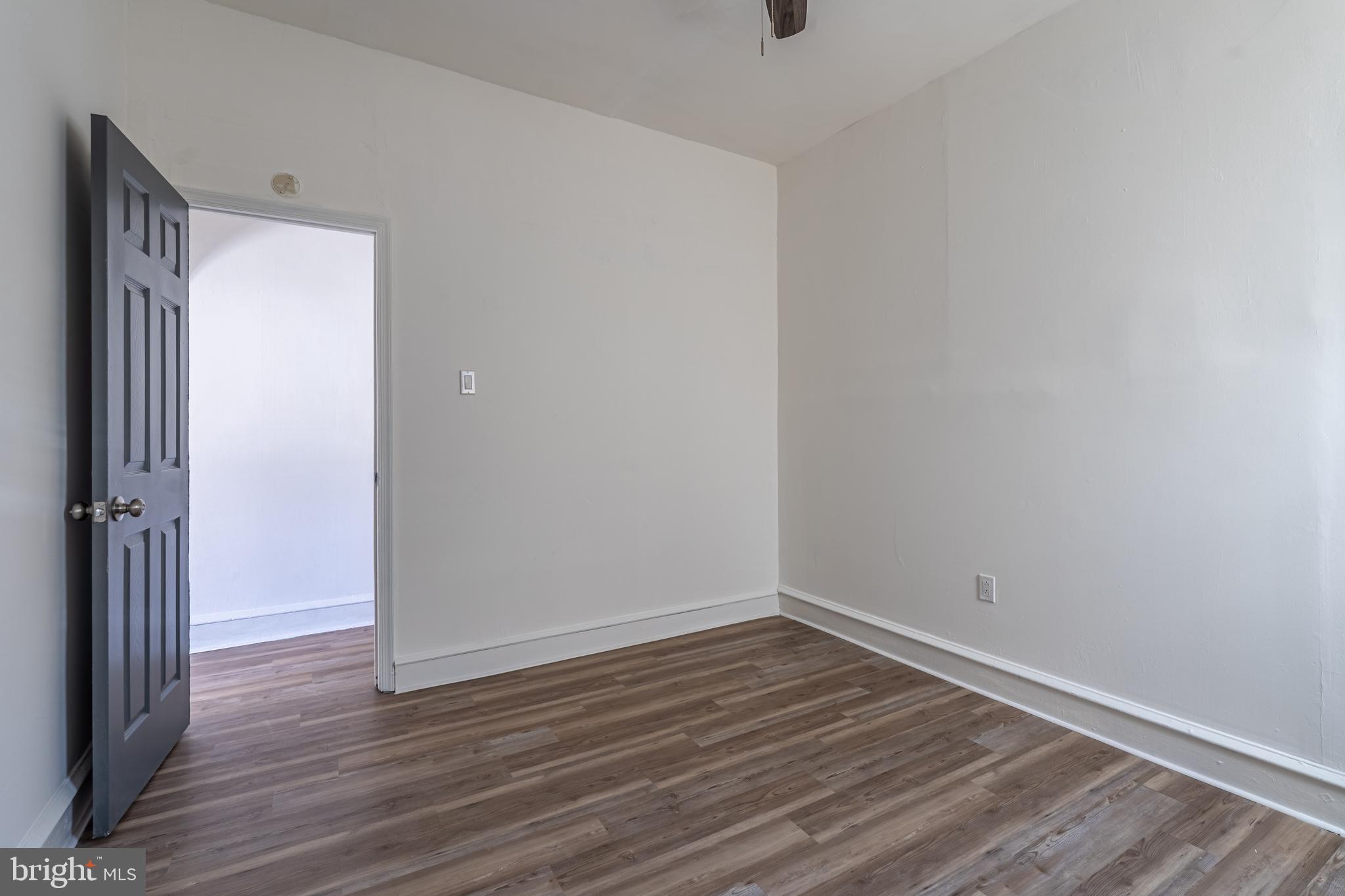 WEST OAK LANE - Residential