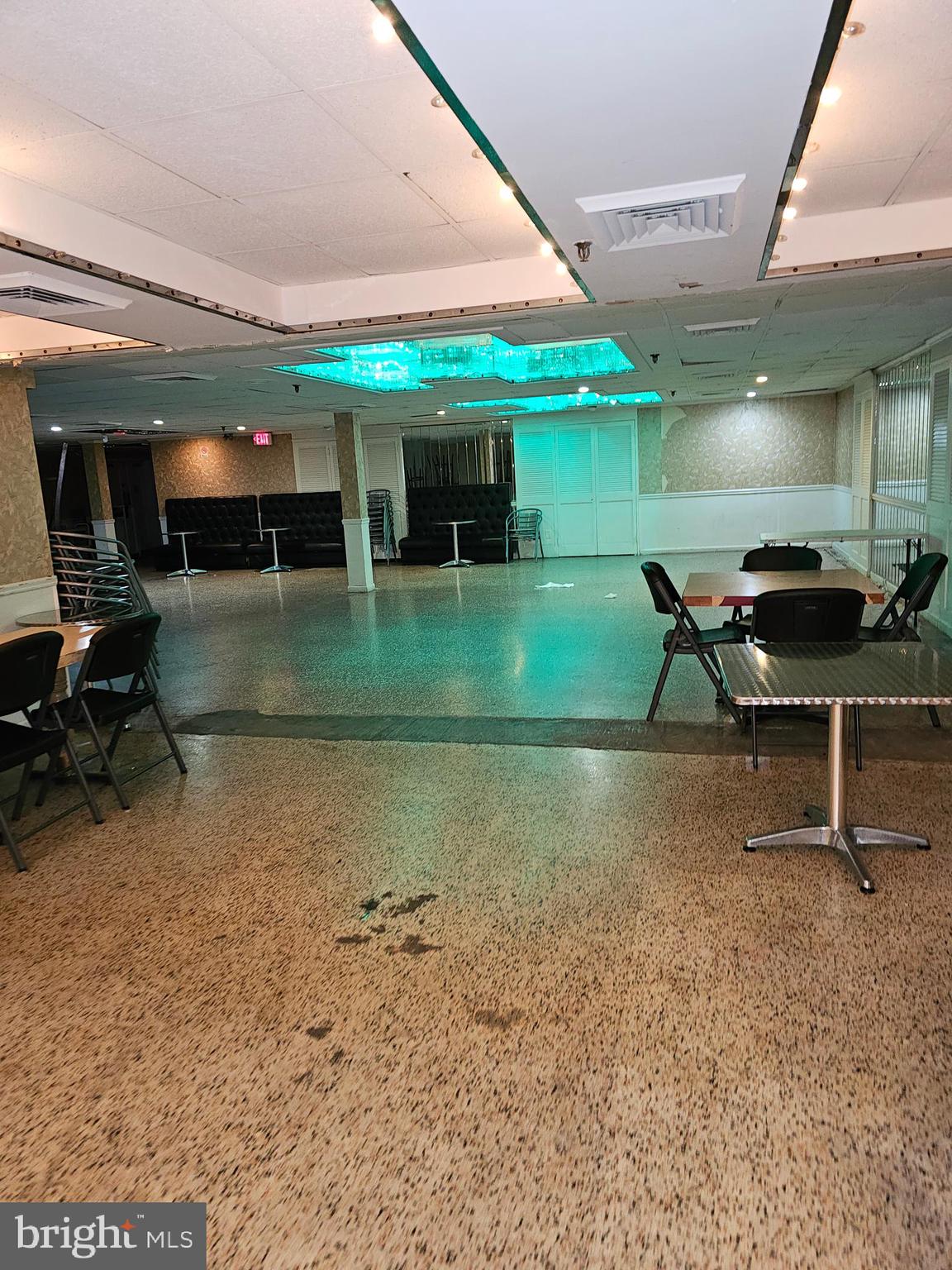 RHAWNHURST - Commercial Sale