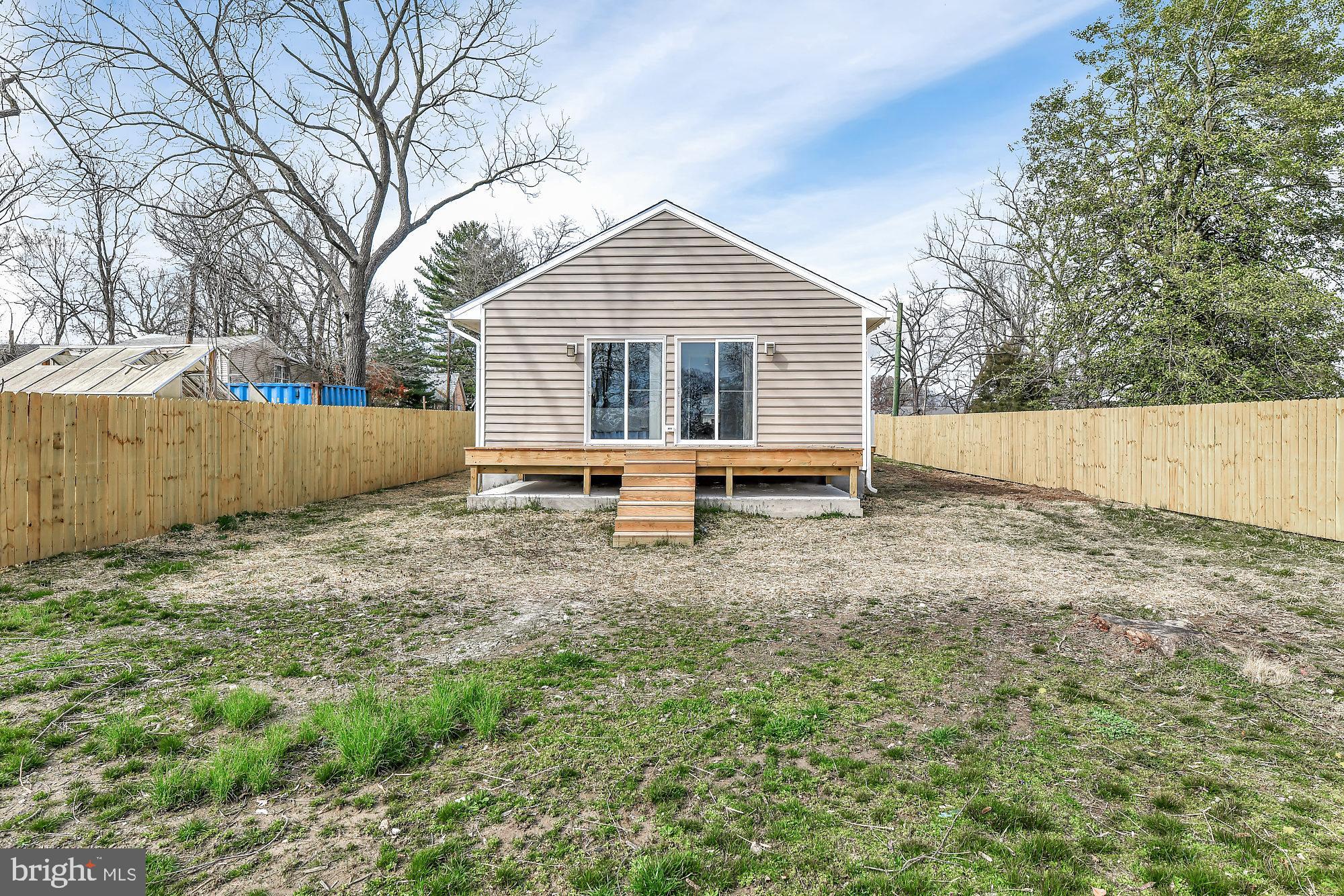 CHESAPEAKE TERRACE - Residential