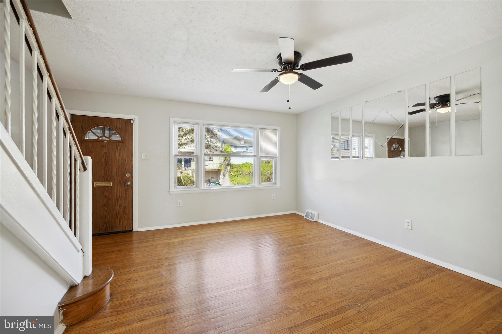 FERN ROCK - Residential Lease