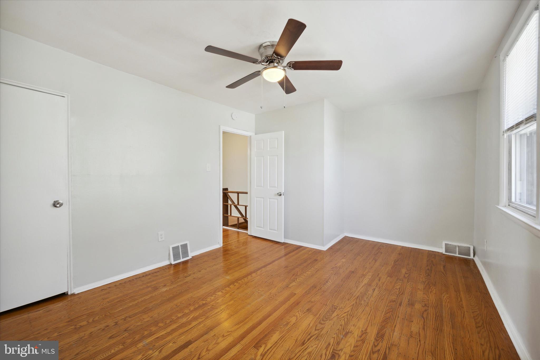 FERN ROCK - Residential Lease