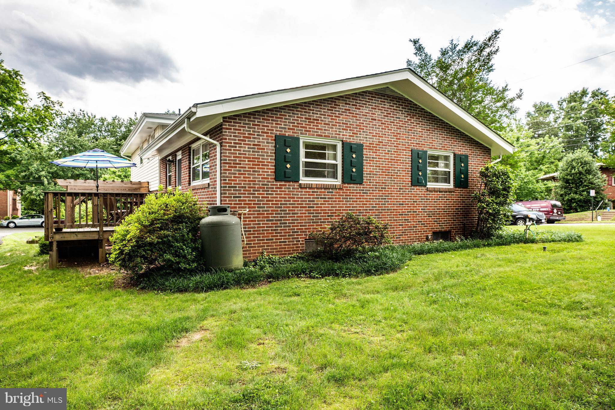 COLLEGE HEIGHTS - Residential