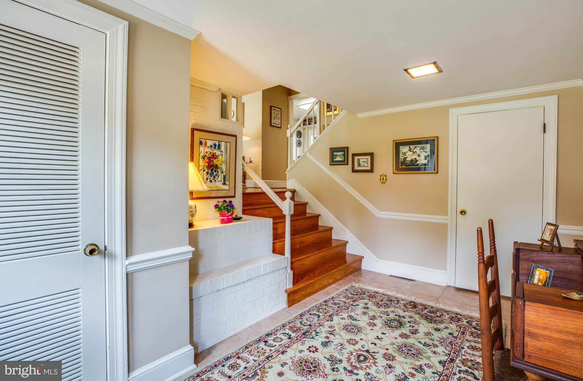 COLLEGE HEIGHTS - Residential