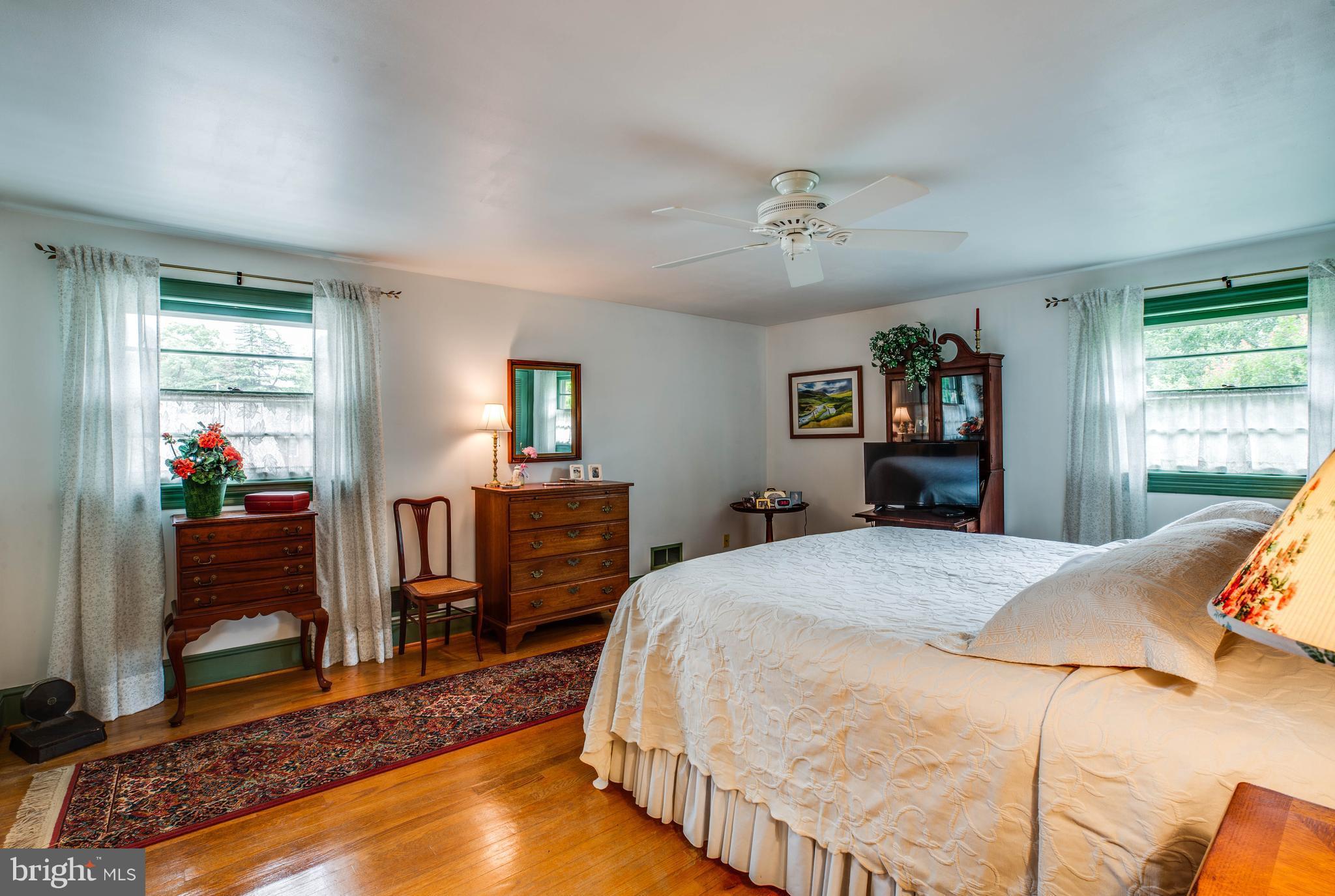 COLLEGE HEIGHTS - Residential