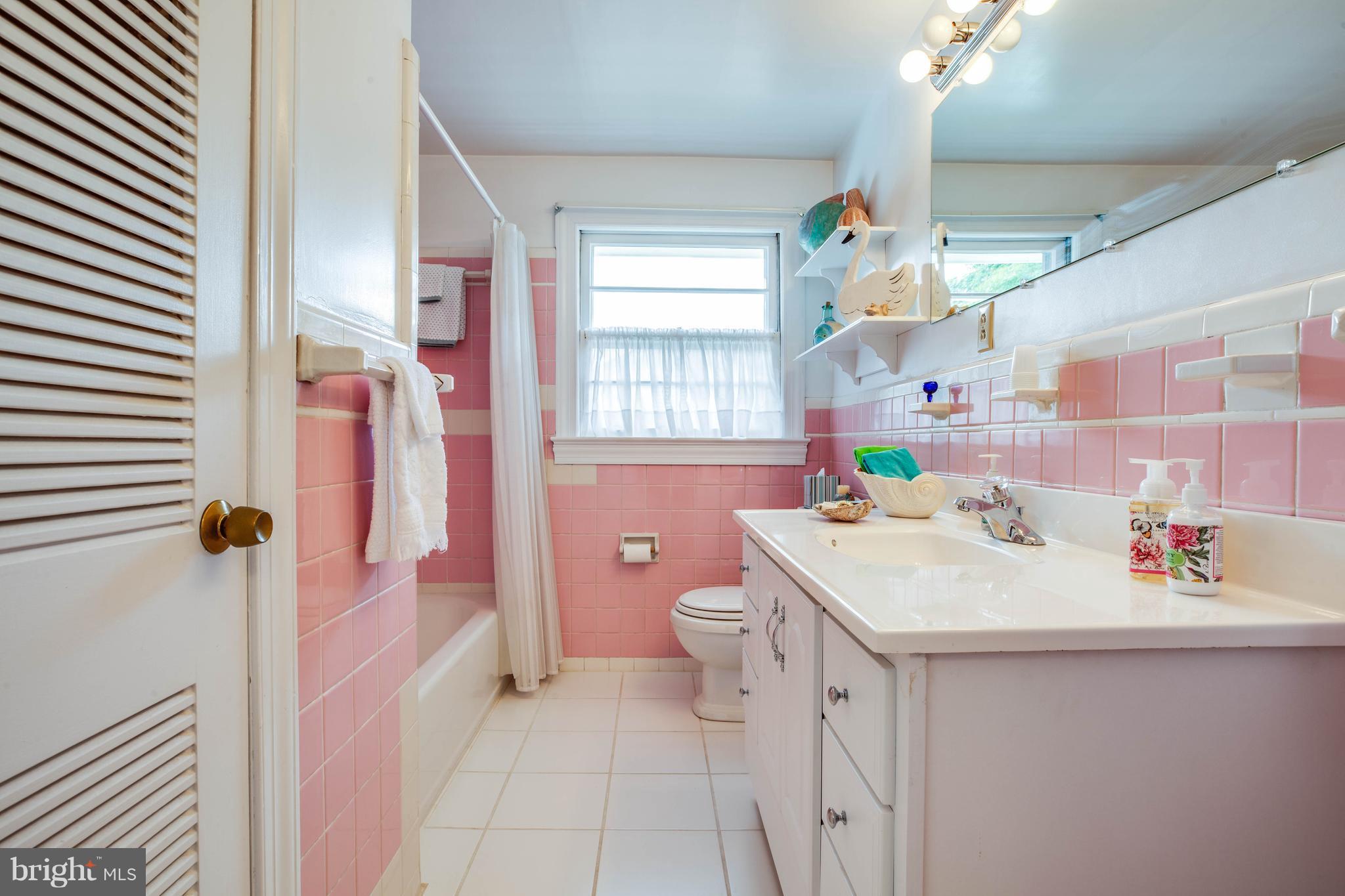 COLLEGE HEIGHTS - Residential