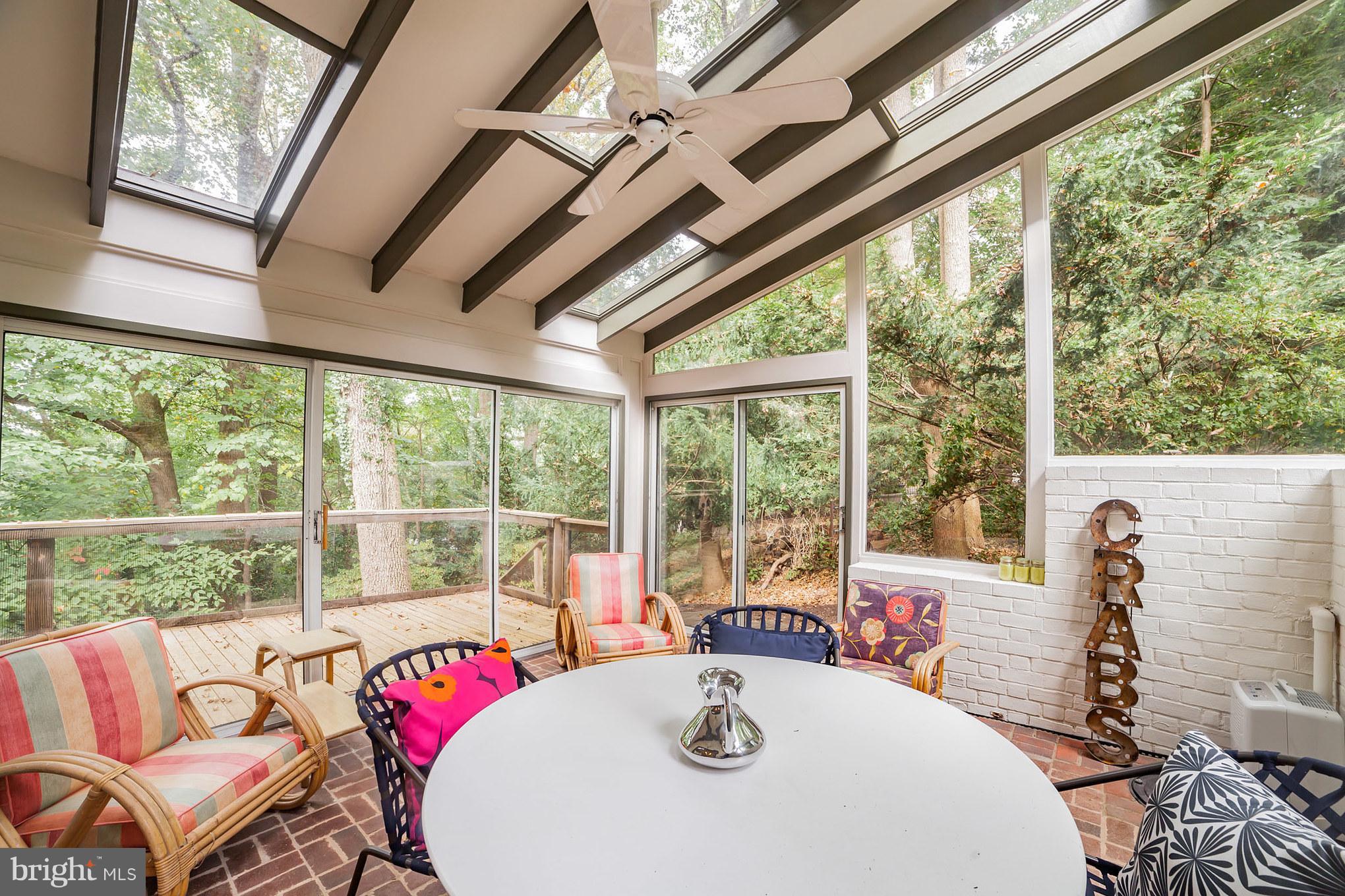 POPLAR HILL - Residential