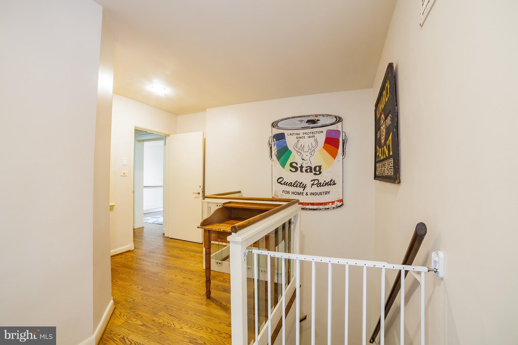 POPLAR HILL - Residential