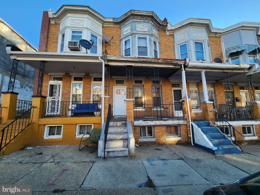 ONLINE AUCTION: Bidding begins 1/30/2026 @ 10:00 AM. Bidding ends 2/03/2026 @ 11:30 AM. List Price is Suggested Opening Bid. Deposit: $5,000.
 
This two-story townhouse is located in the Sandtown-Winchester neighborhood of Baltimore City. Residents can enjoy the nearby facilities and attractions such as the Grace Medical Center, Mount Clare Junction, and West Baltimore MARC Station. This property is vacant. The area provides easy access to the nearest major traffic artery, N Fulton Ave, connecting to other parts of Baltimore.