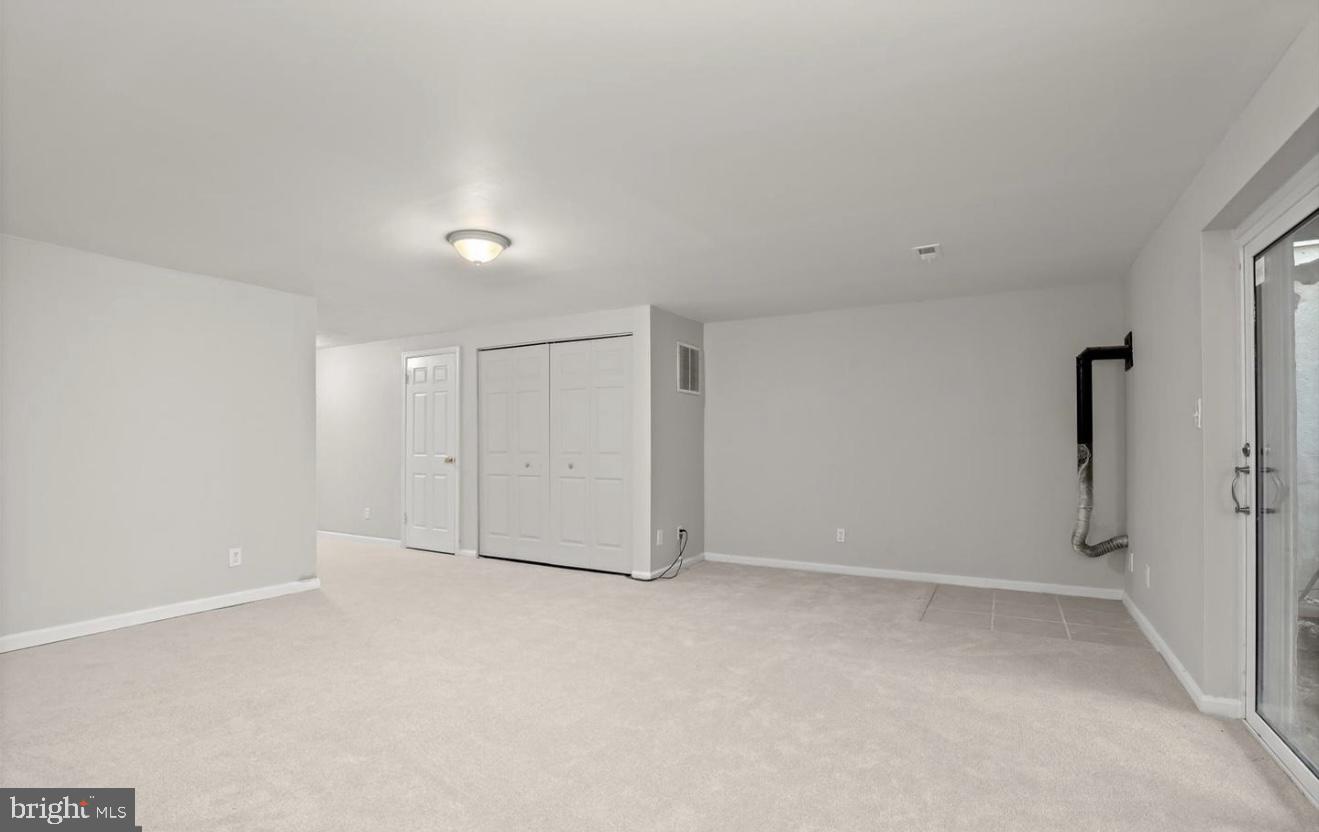 GREENBRIER HILLS - Residential Lease