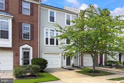 Photo of 14643 Thera Way, CENTREVILLE, VA 20120 (MLS # VAFX2328906)