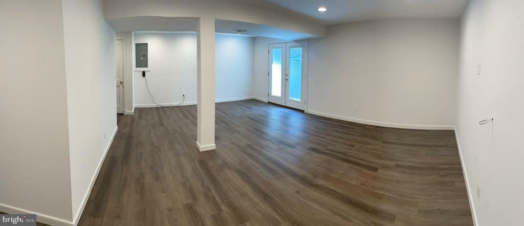 BONNIEMILL ACRES - Residential Lease