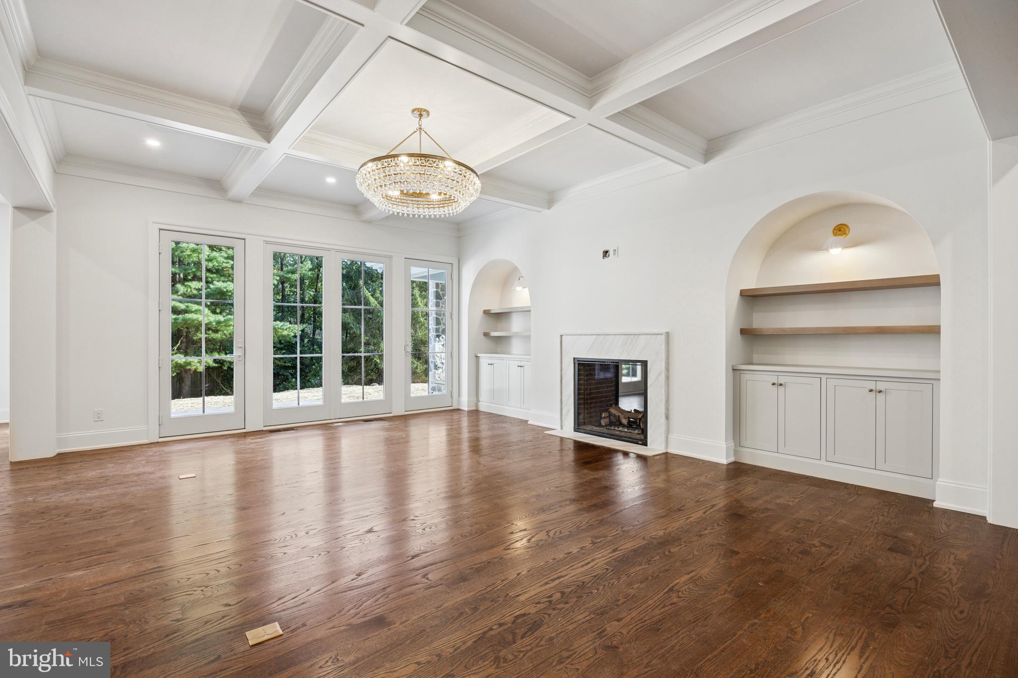 BUTTONWOOD FARMS - Residential