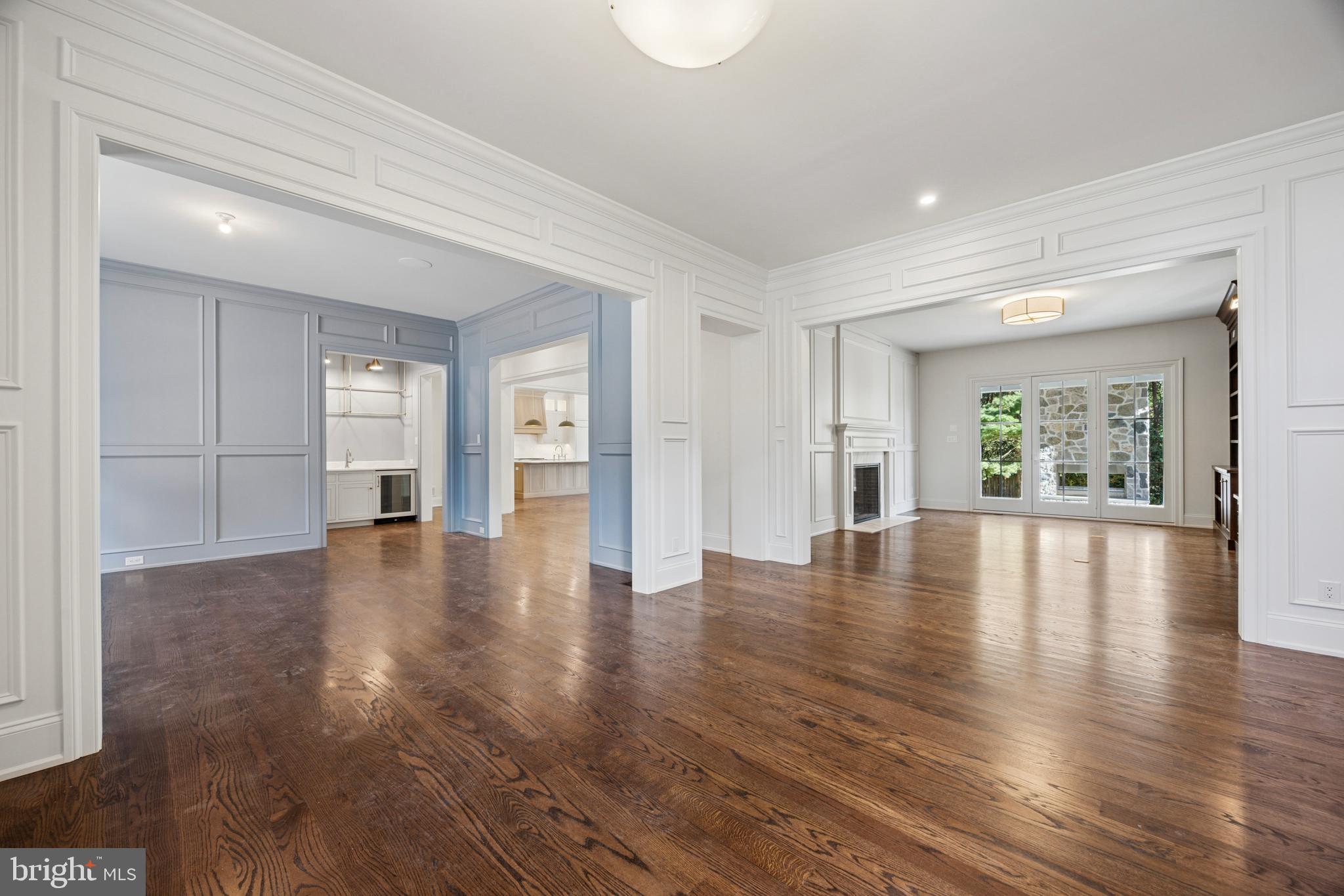 BUTTONWOOD FARMS - Residential